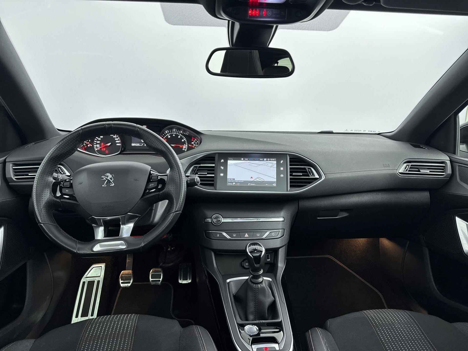Peugeot 308 1.2 130pk GT-Line | Panoramadak | Adaptive Cruise Control | Denon - 11/36