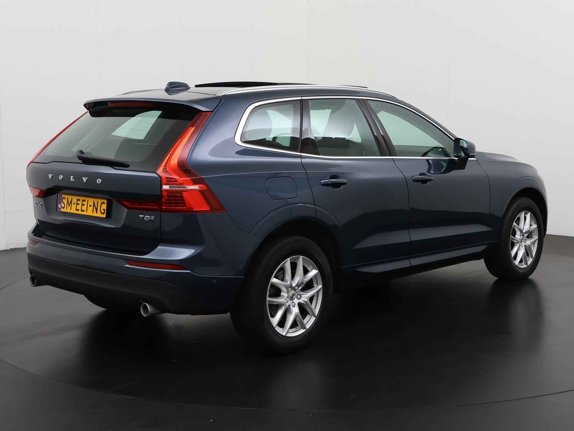 Volvo XC60 2.0 T8 Recharge AWD Luxury Line | Leder | Panoramadak | Head Up | 360 Camera | Zondag Open! - 4/44