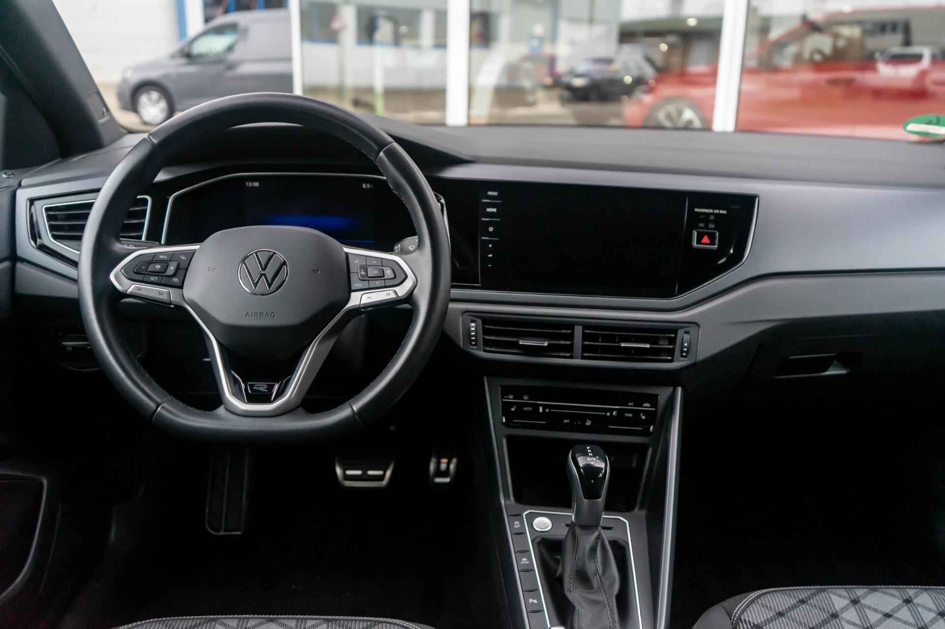 Volkswagen Taigo 1.5 TSI R-Line - IQ Light Matrix LED - camera - Keyless - Beats Audio - stoelverwarming -Virtual cockpit - 7/16