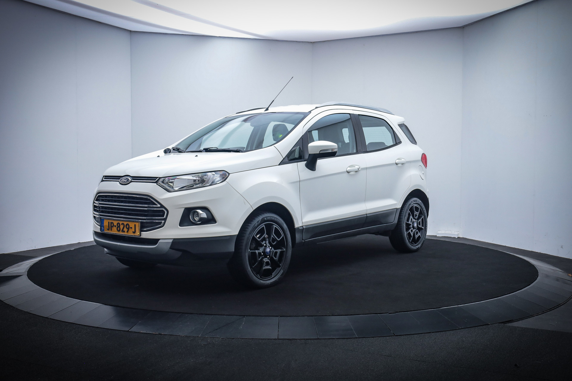 Ford EcoSport 1.0 125Pk Titanium NAVI/STOELVERW./CRUISE/CLIMA/PDC/LMV