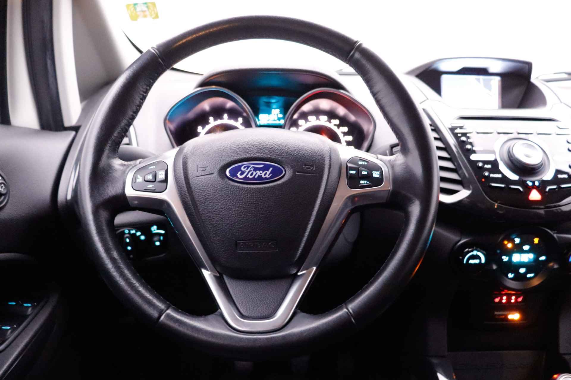 Ford EcoSport 1.0 125Pk Titanium NAVI/STOELVERW./CRUISE/CLIMA/PDC/LMV - 15/20