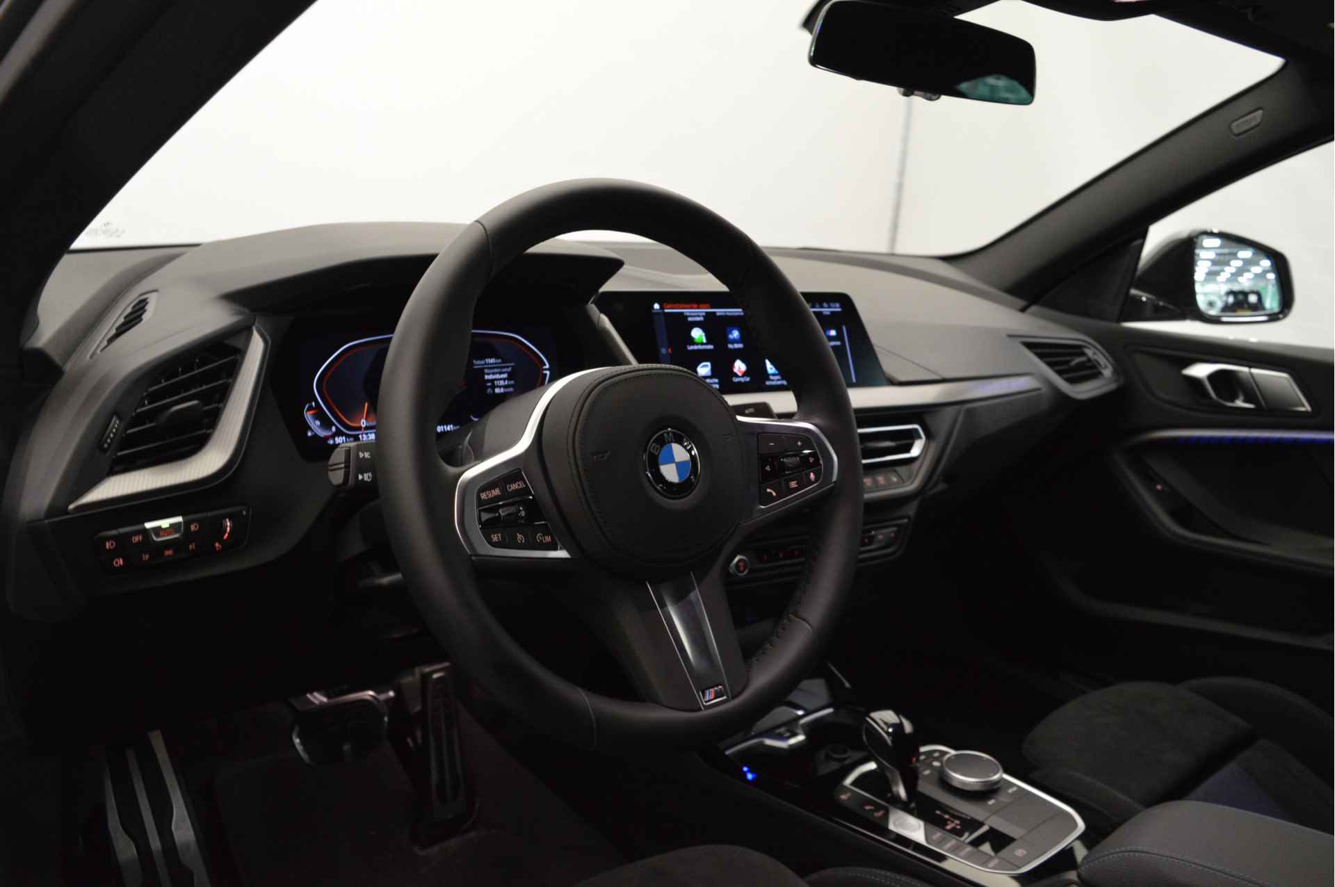 BMW 2 Serie Gran Coupé 220i M Sport High Executive Automaat / BMW M 50 Jahre uitvoering / M sportstoelen / Comfort Access / Live Cockpit Professional / Cruise Control / Stoelverwarming - 6/21