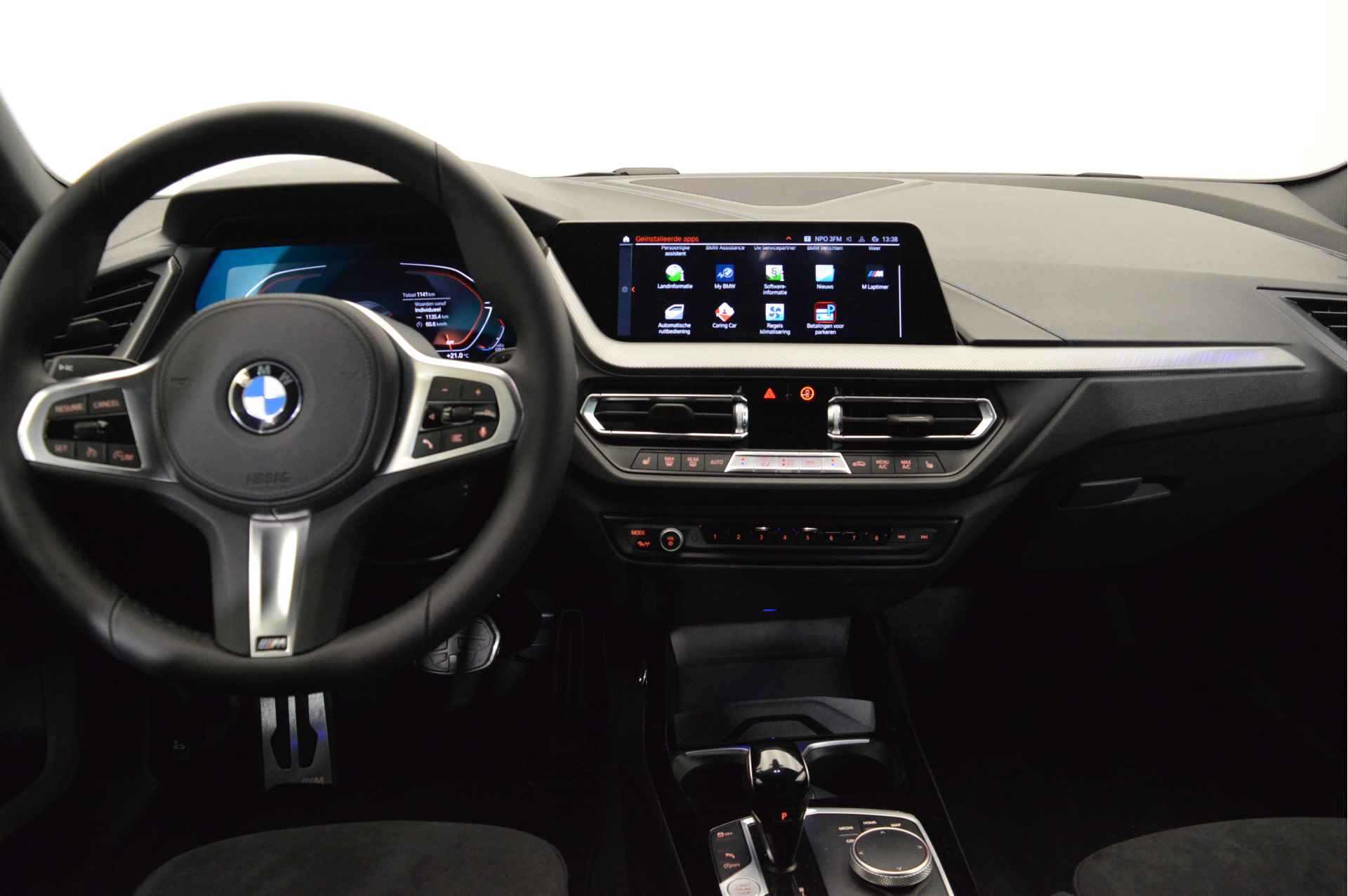 BMW 2 Serie Gran Coupé 220i M Sport High Executive Automaat / BMW M 50 Jahre uitvoering / M sportstoelen / Comfort Access / Live Cockpit Professional / Cruise Control / Stoelverwarming - 7/21