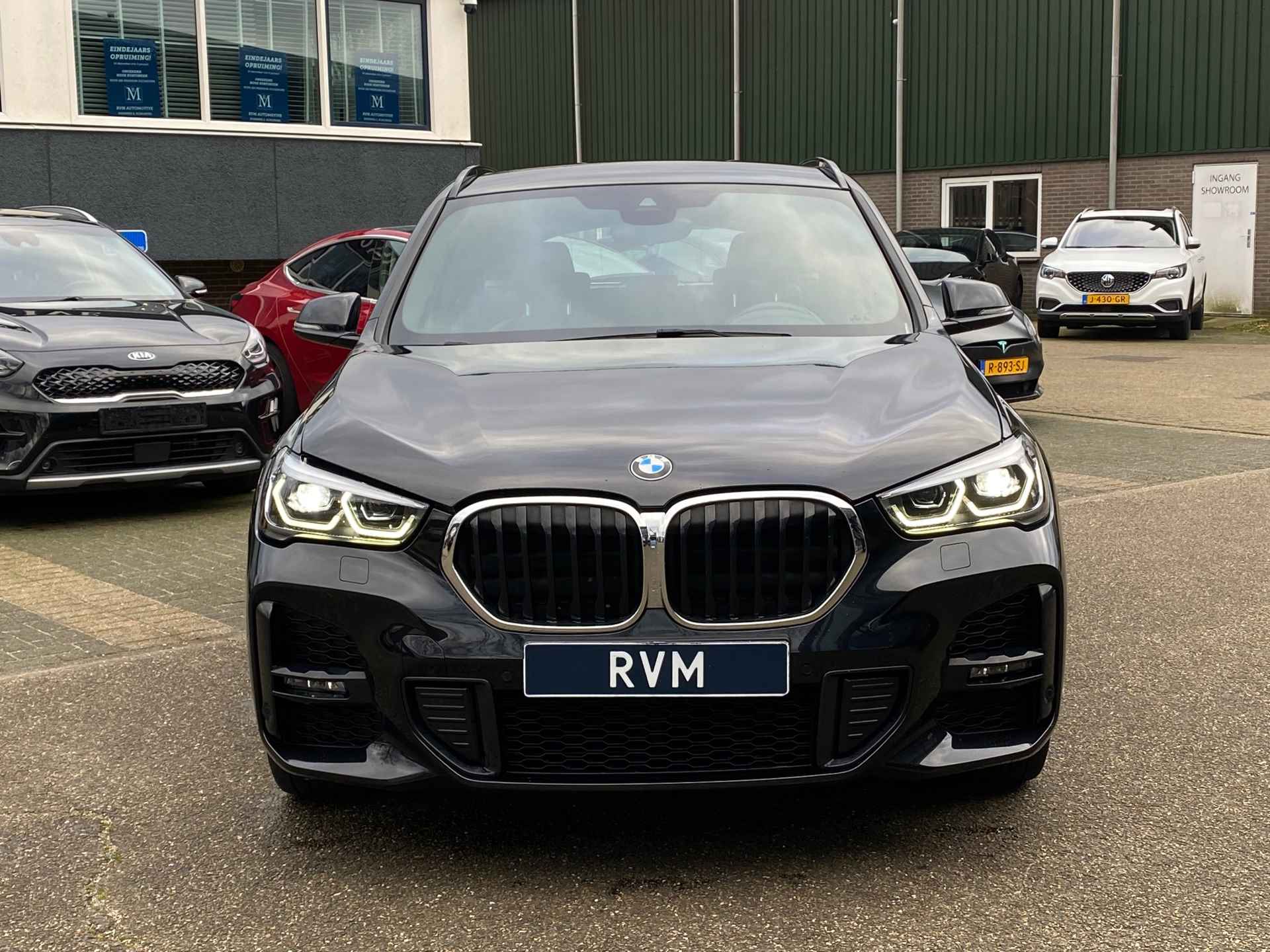 BMW X1 XDrive25e M SPORT VAN 34.900 VOOR 31.330 EINDEJAARSVOORDEEL 3.570,- | LEDER | NETTE AUTO - 3/36