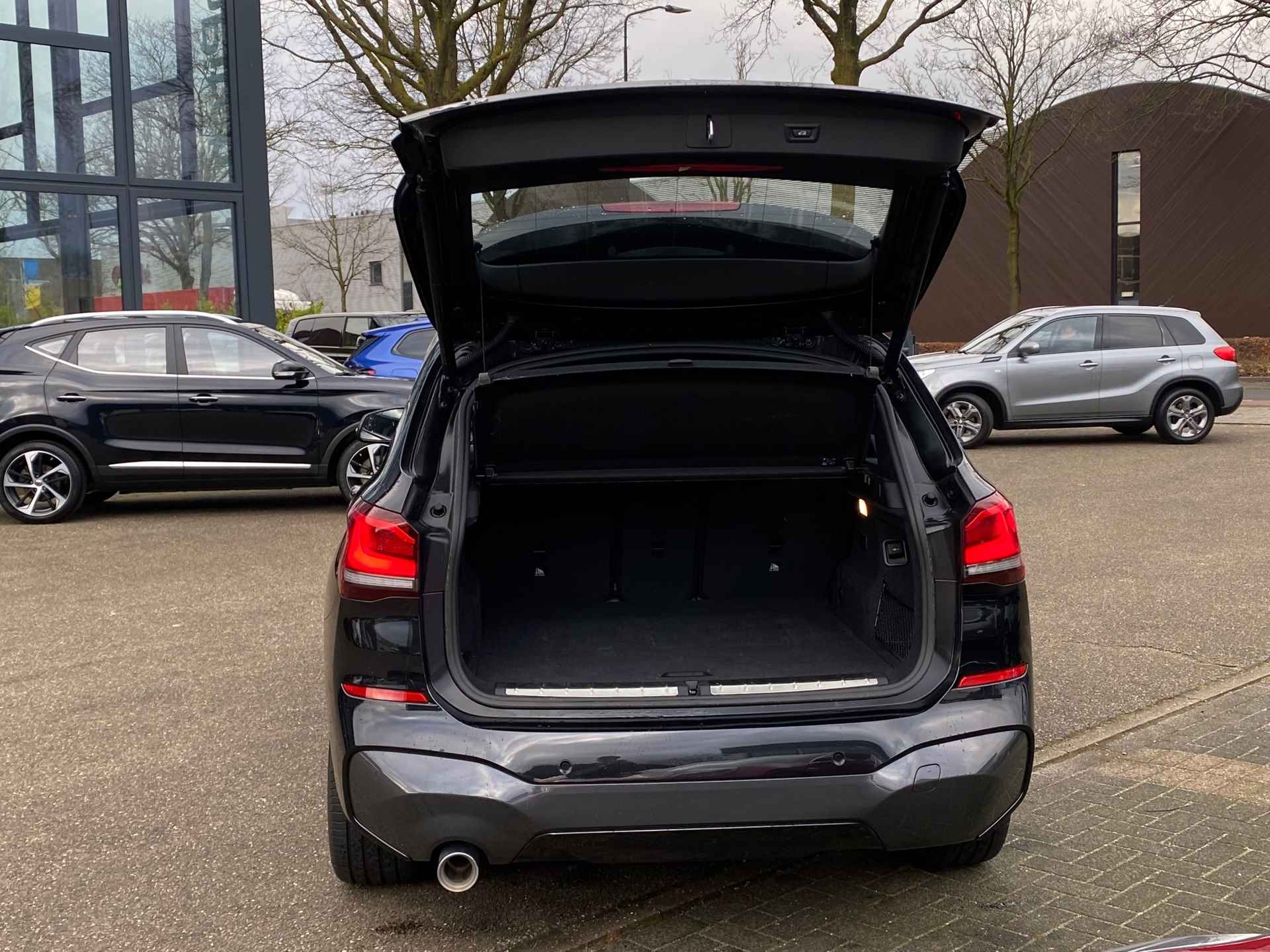 BMW X1 XDrive25e M SPORT VAN 34.900 VOOR 31.330 EINDEJAARSVOORDEEL 3.570,- | LEDER | NETTE AUTO - 8/36