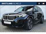 BMW X1 xDrive23i High Executive M Sport Automaat / Panoramadak / Trekhaak / Sportstoelen / Stoelverwarming / Adaptieve LED Parking Assistant / Harman Kardon