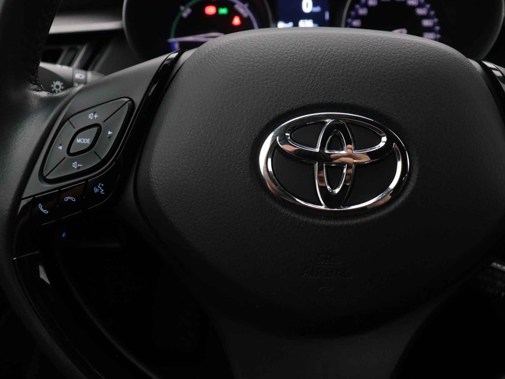 Toyota C-HR 1.8 Hybrid Business Limited | Navigatie | LM velgen | Climate Control | Cruise Control | LED | - 21/42