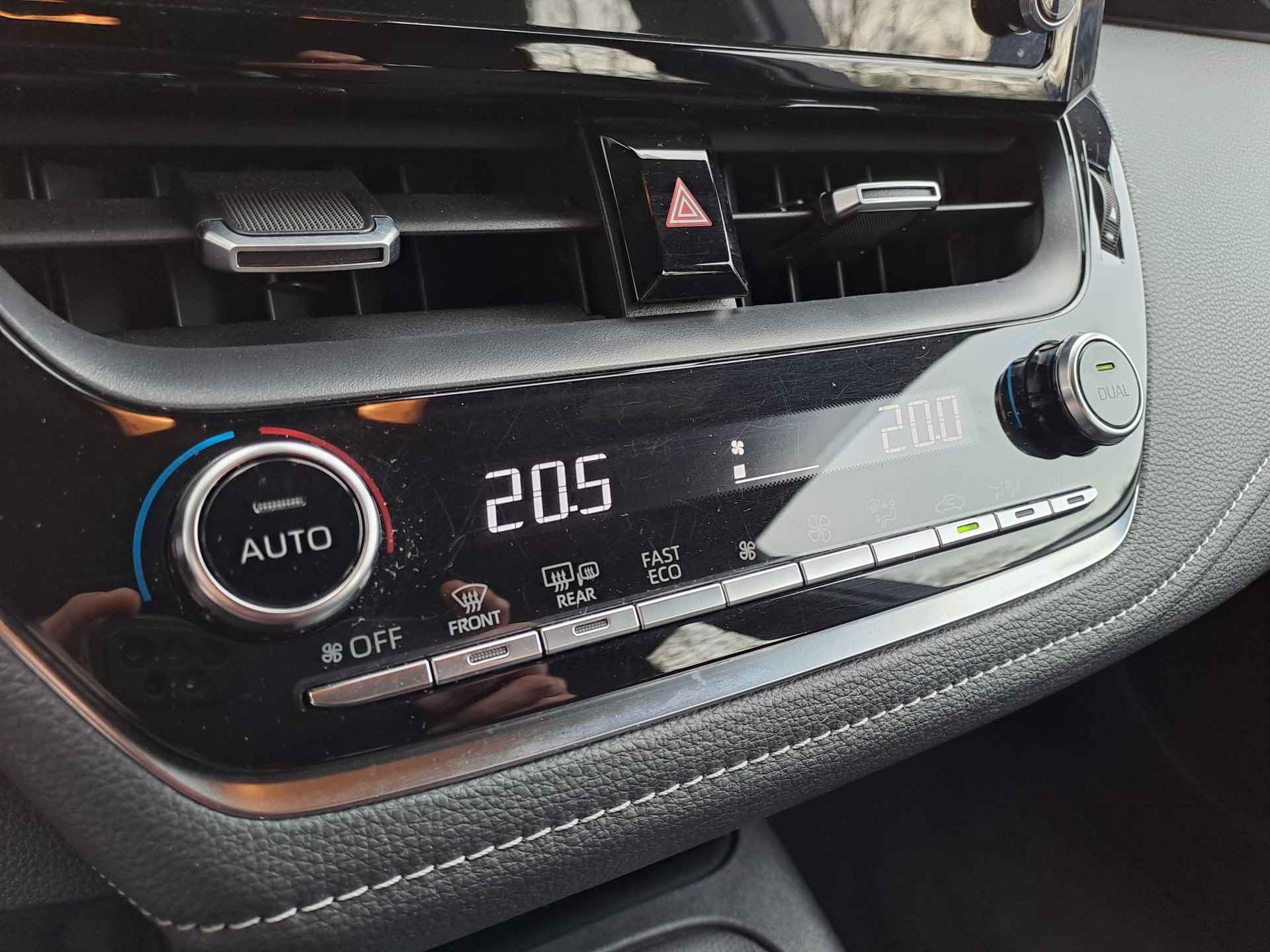 Toyota Corolla Touring Sports 1.8 Hybrid Active | Apple Carplay/Android Auto | Camera | Automaat - 21/30