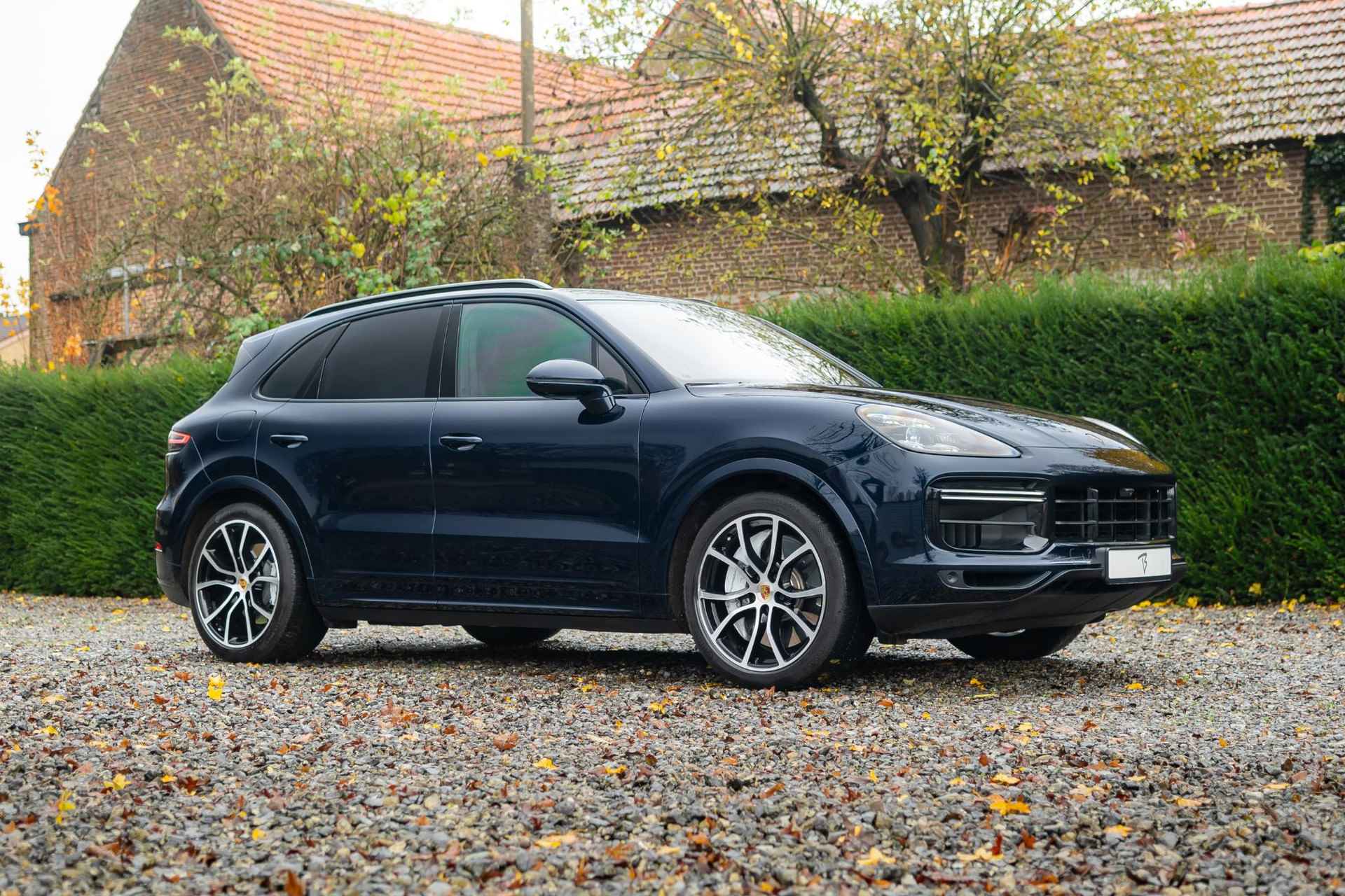 Porsche Cayenne 4.0 Turbo 550pk *Burmester-SoftClose-Panorama-PASM - 31/37