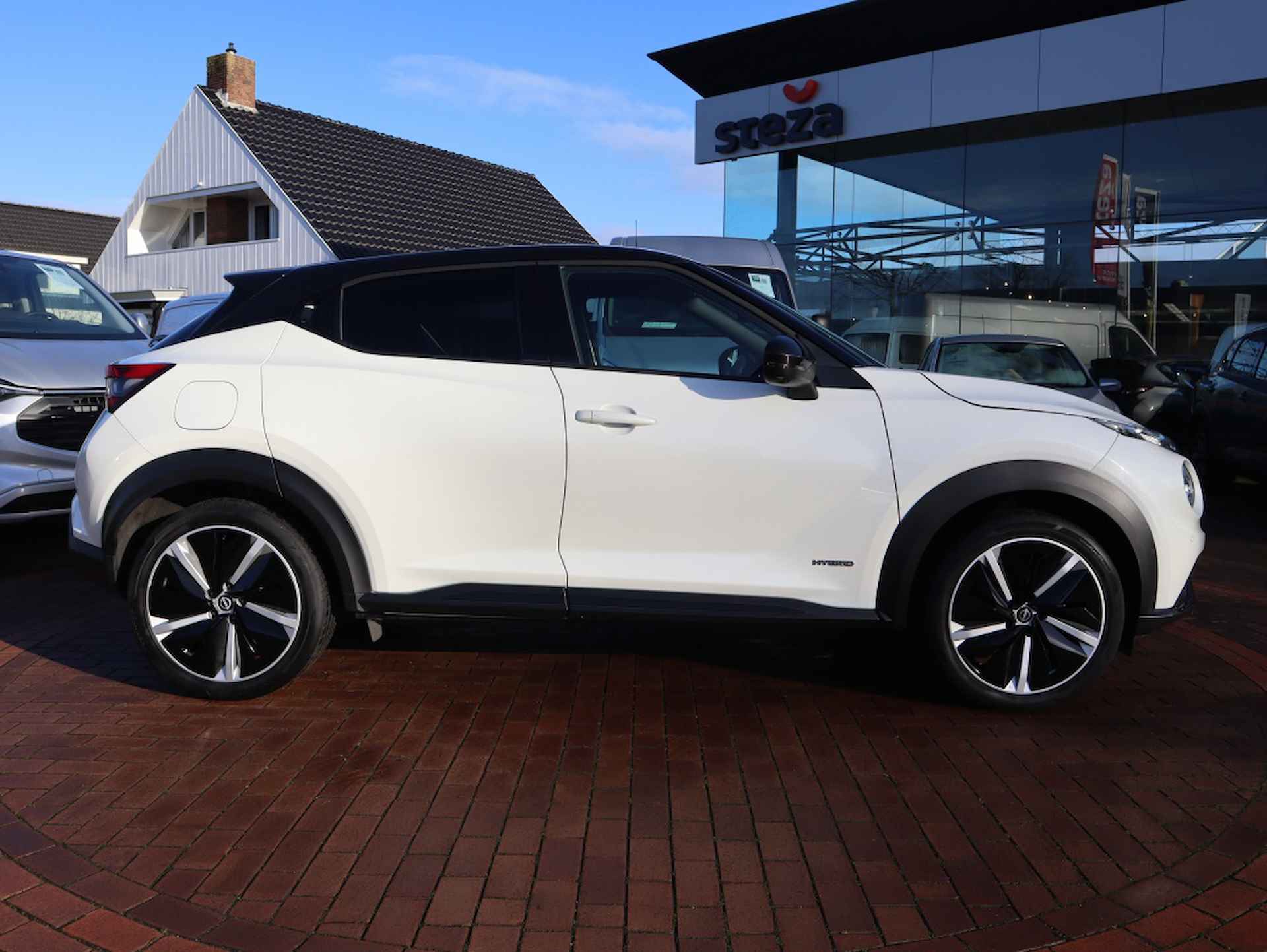 Nissan Juke 1.6 Hybrid N-Design / Navigatie / Adaptieve Cruise / 360° Camera - 13/32