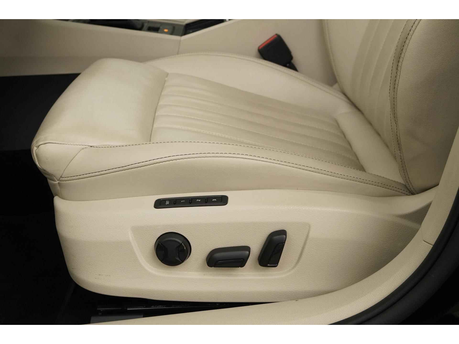Škoda Superb Combi 1.5 TSI ACT Style DSG | Panoramadak | Leder | Memory Seats | Zondag Open! - 30/48
