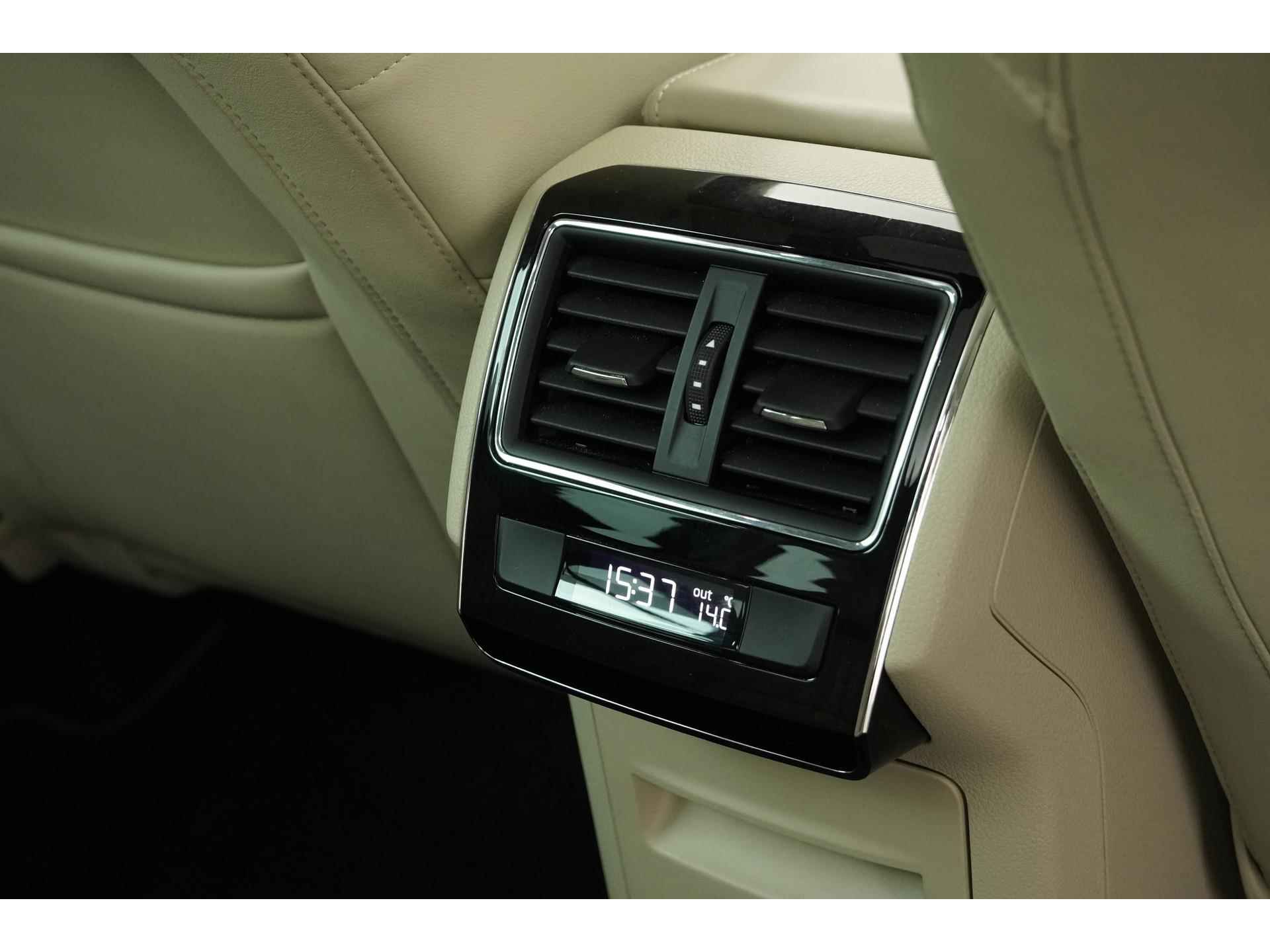 Škoda Superb Combi 1.5 TSI ACT Style DSG | Panoramadak | Leder | Memory Seats | Zondag Open! - 41/48