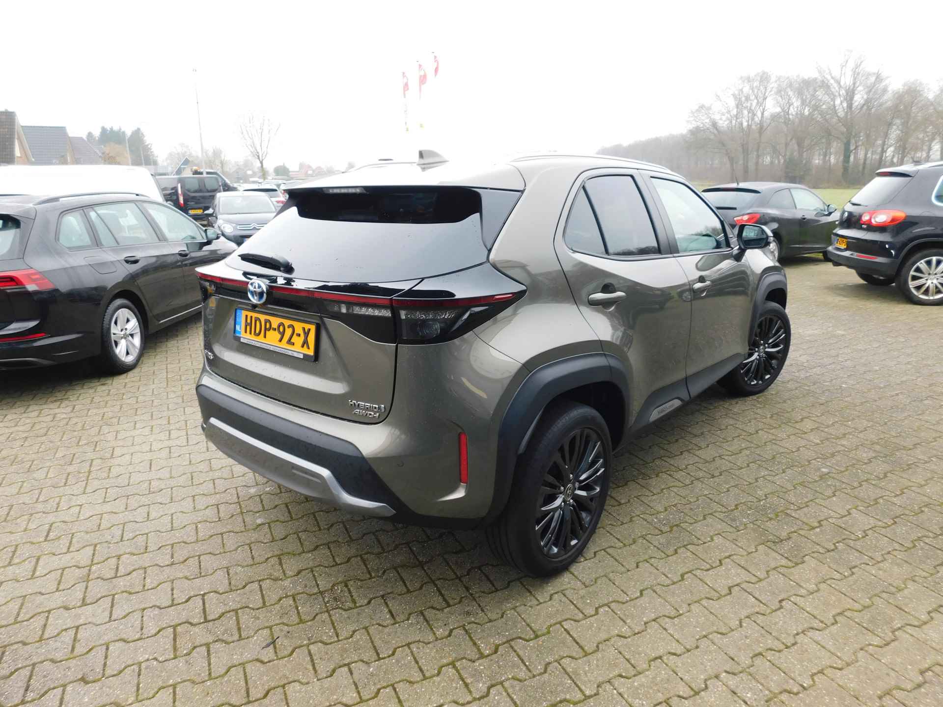 Toyota Yaris Cross 1.5 Hybrid 4X4 AWD, Acc, Carplay, Panodak - 5/33