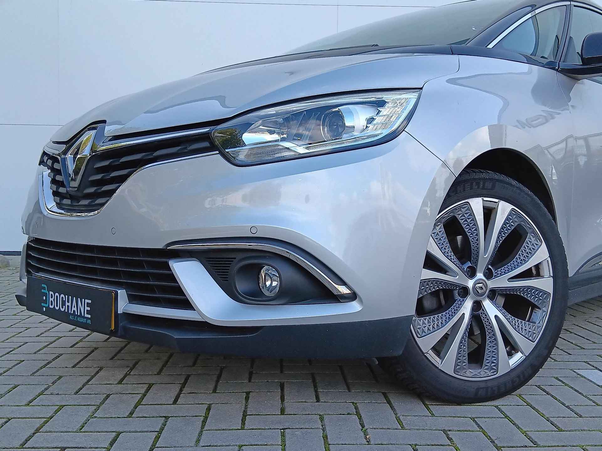 Renault Grand Scénic 1.3 TCe 158 EDC Intens 7p. / Trekhaak / 7-Persoons / Navigatie / Climate Control / Parkeersensoren / Cruise Control / Half Leder / LED - 28/36