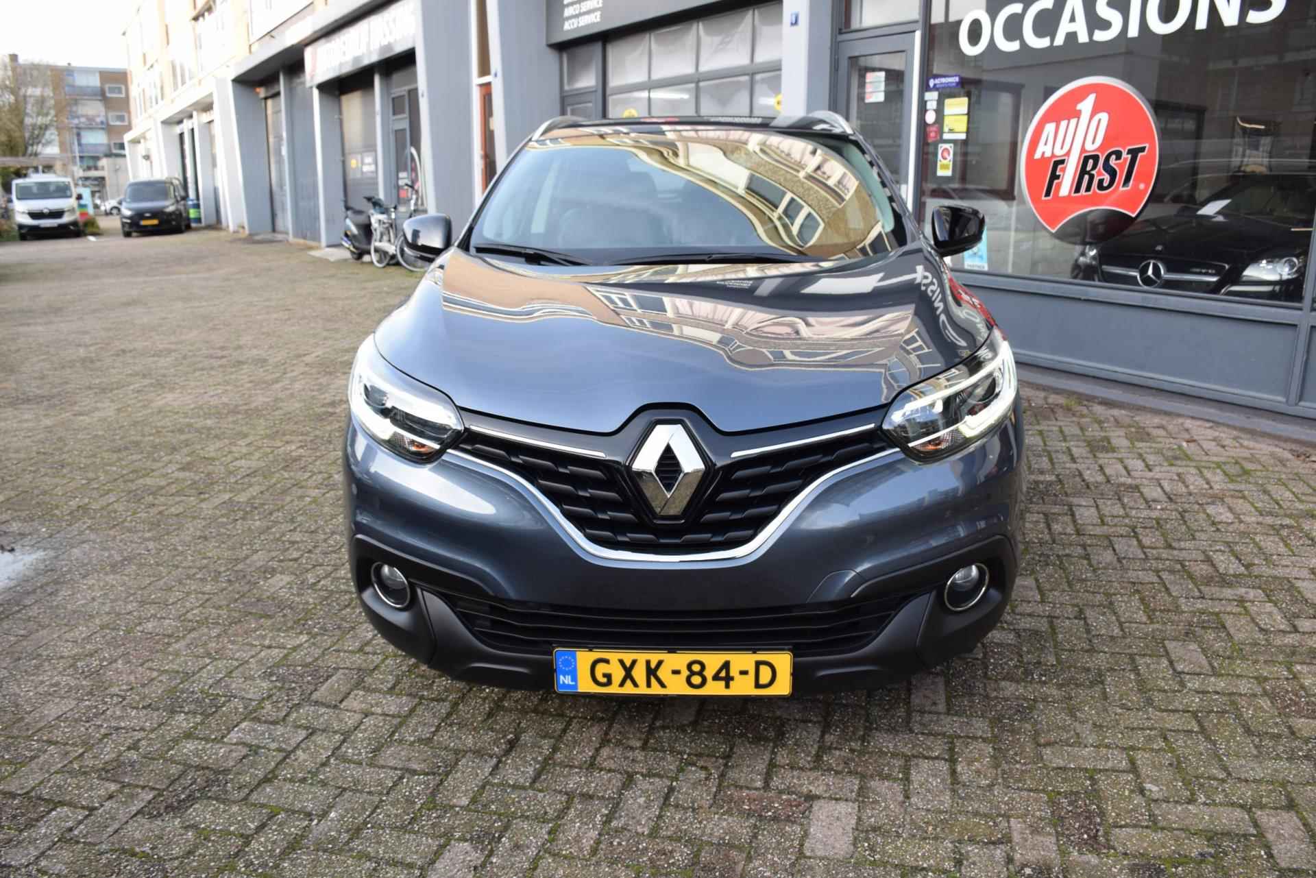 Renault KADJAR 1.3 LIMITED uitvoering : Led, Achteruitrij camera, Half lederen stoelen, Cruise control, Navi, AFNEEMBARE TREKHAAK - 4/66