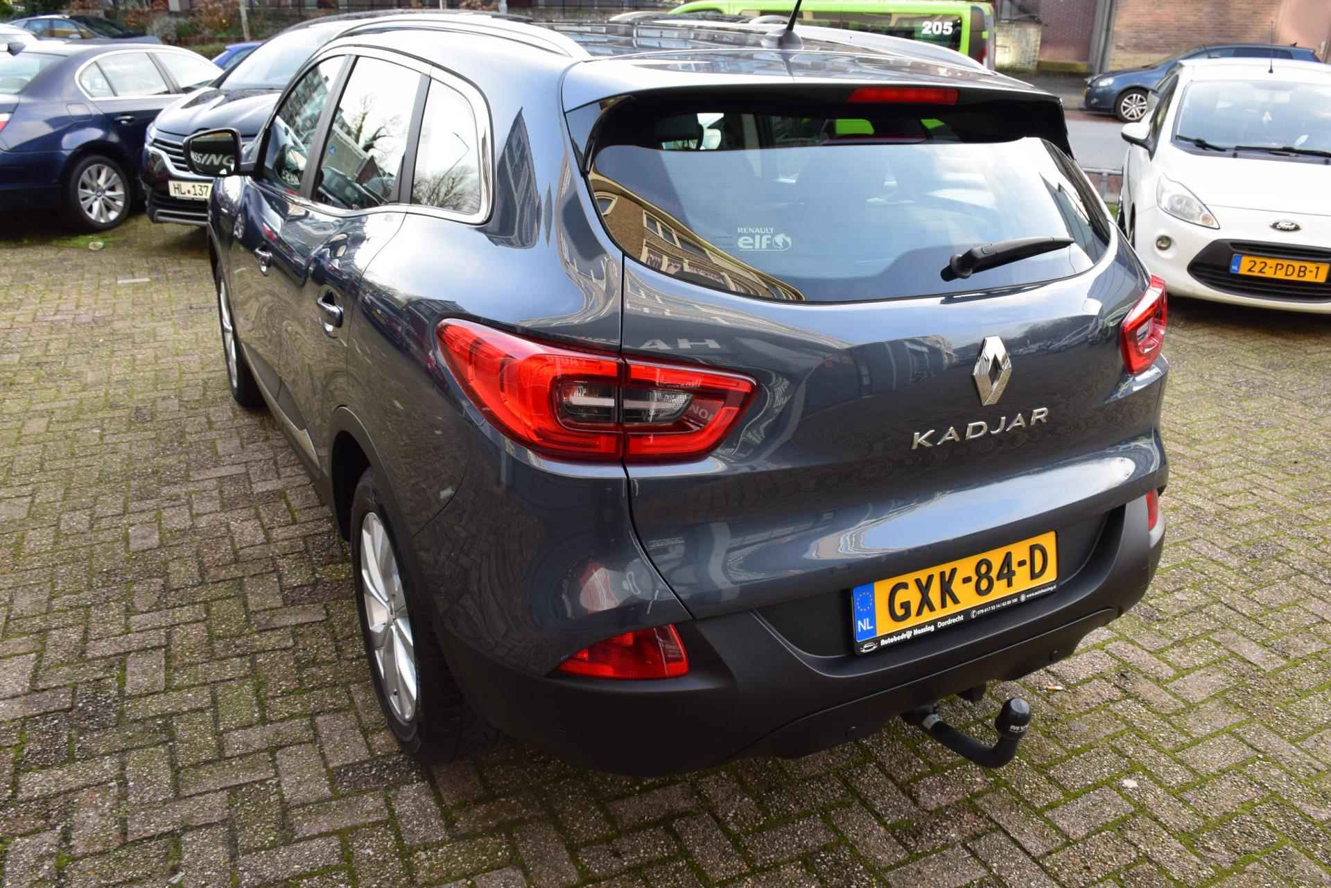 Renault KADJAR 1.3 LIMITED uitvoering : Led, Achteruitrij camera, Half lederen stoelen, Cruise control, Navi, AFNEEMBARE TREKHAAK - 10/66