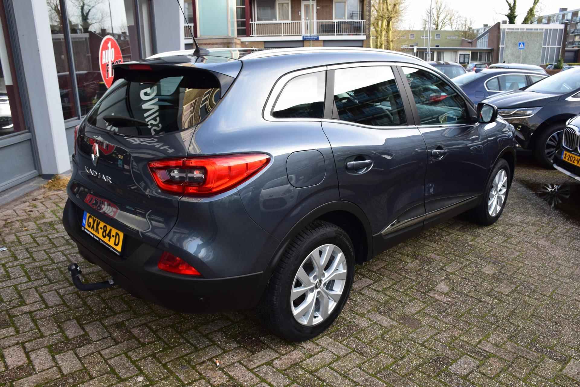 Renault KADJAR 1.3 LIMITED uitvoering : Led, Achteruitrij camera, Half lederen stoelen, Cruise control, Navi, AFNEEMBARE TREKHAAK - 12/66