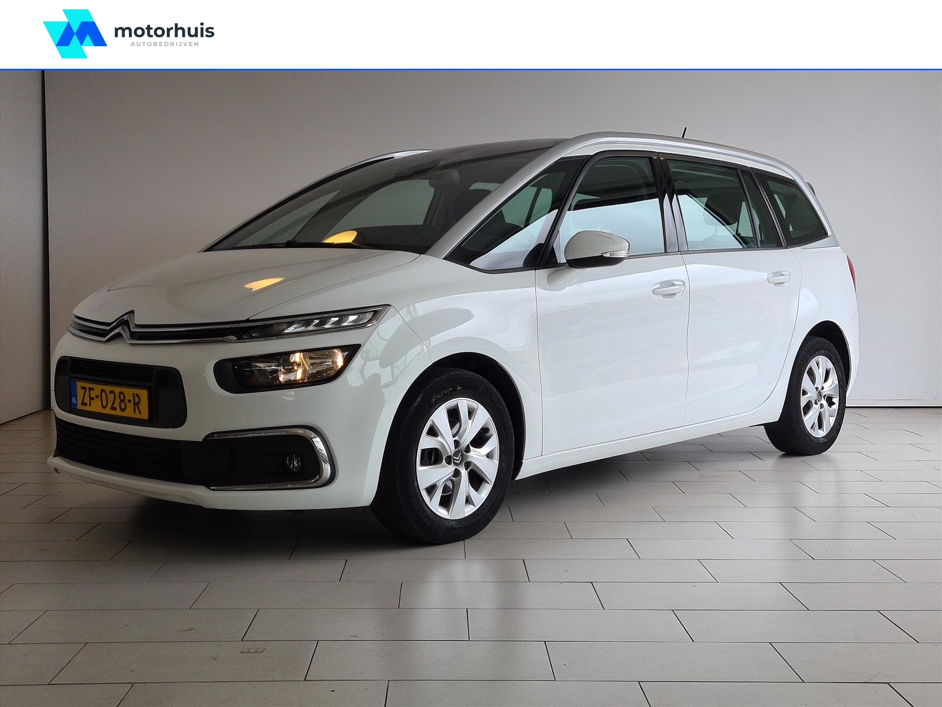 Citroen Grand C4 Picasso 1.2 PureTech 130pk S&S Business 7Zits NAVI PDC APPLE CARPLAY