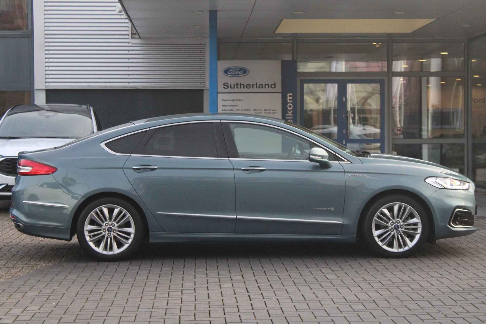 Ford Mondeo 2.0 IVCT HEV Vignale - 12/44