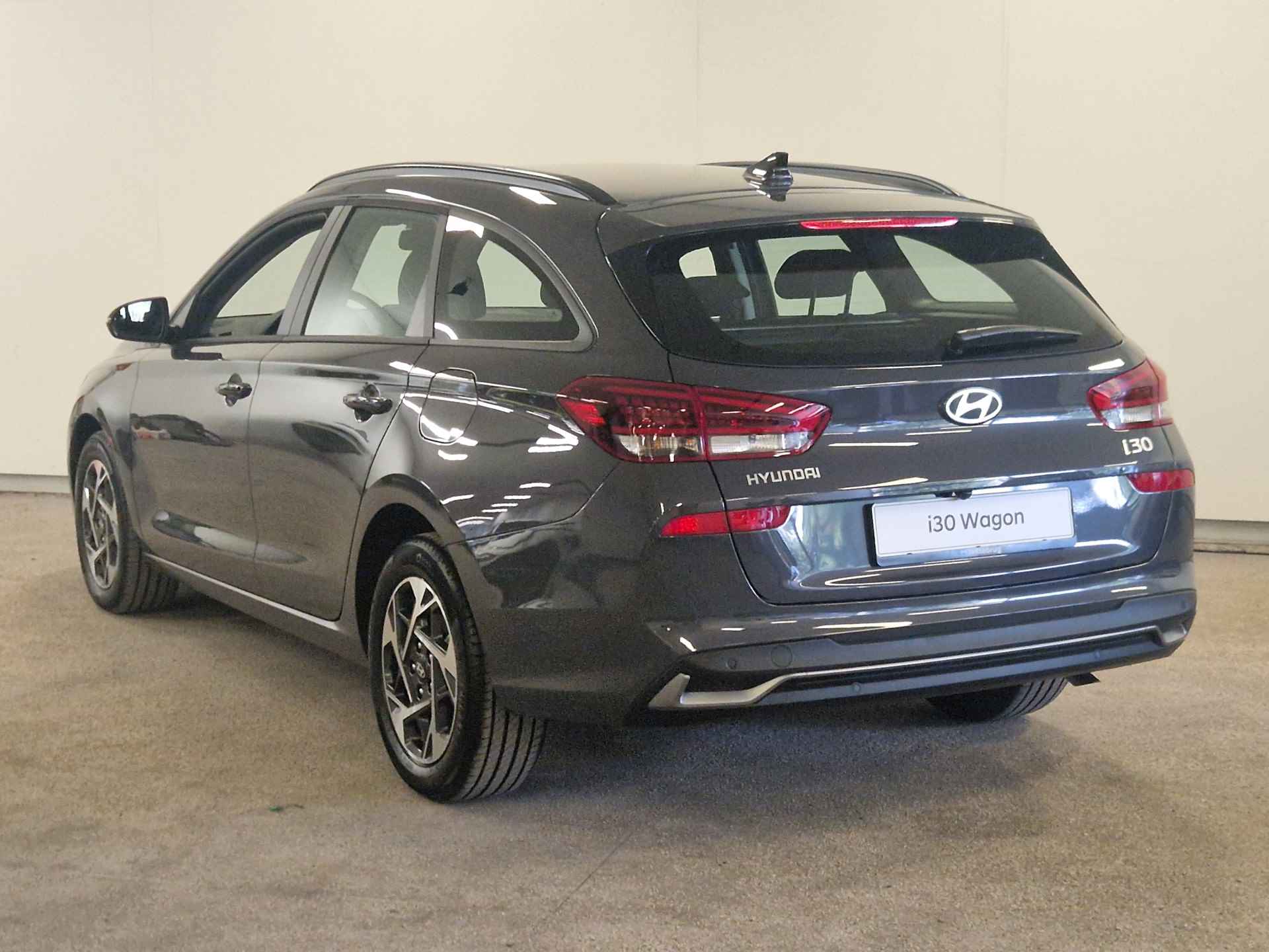 Hyundai i30 Wagon 1.0 T-GDI Comfort Met Apple Carplay Navigatie, Climate Control en Cruise Control Uit voorraad leverbaar! - 16/54