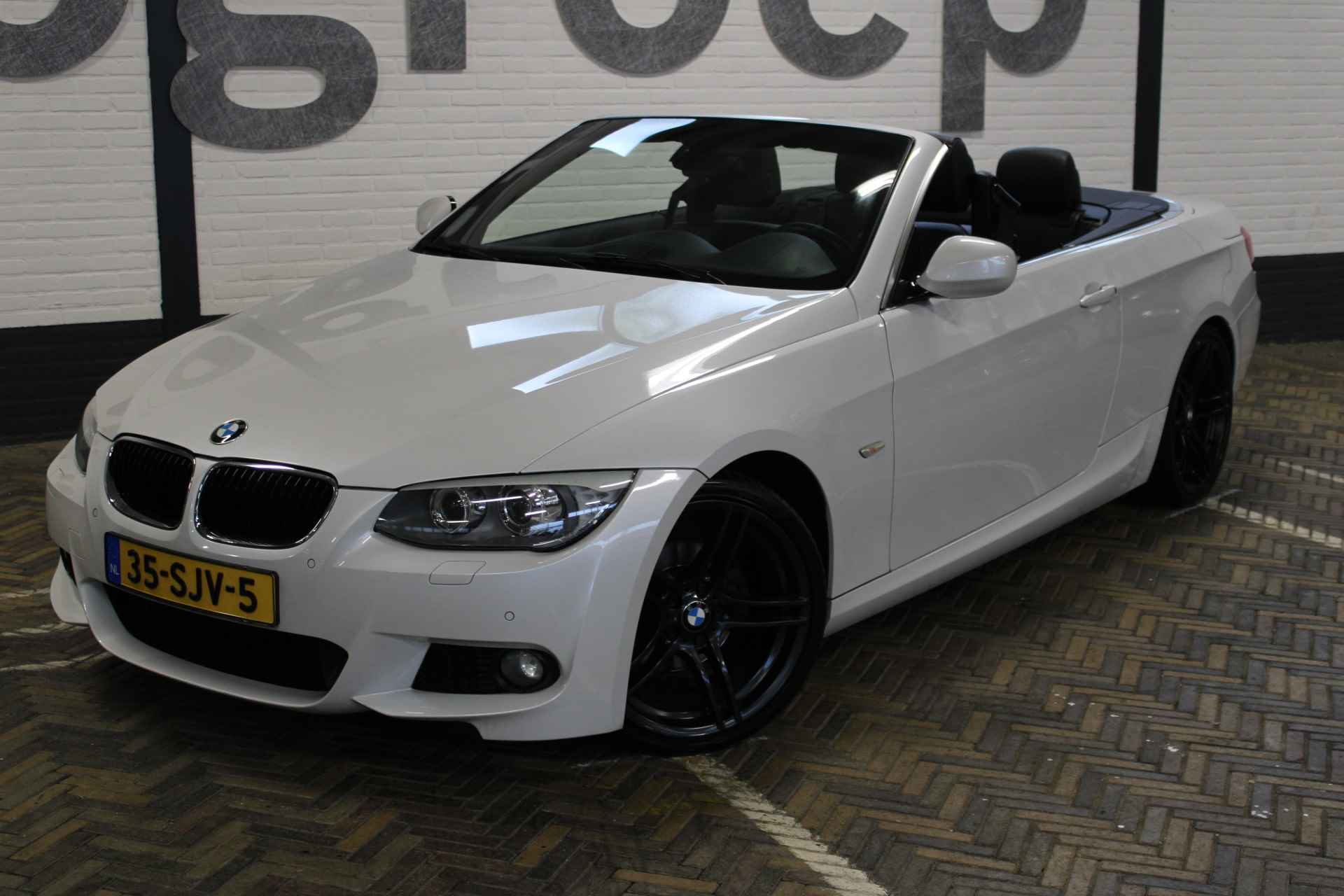 BMW 3 Serie Cabrio 320i Sport Edition M-sport | Hard top | Cruise control | Climate control | Bluetooth | M-sport pakket | Harman/Kardon audio | Memory seat | Parelmoer | - 9/66