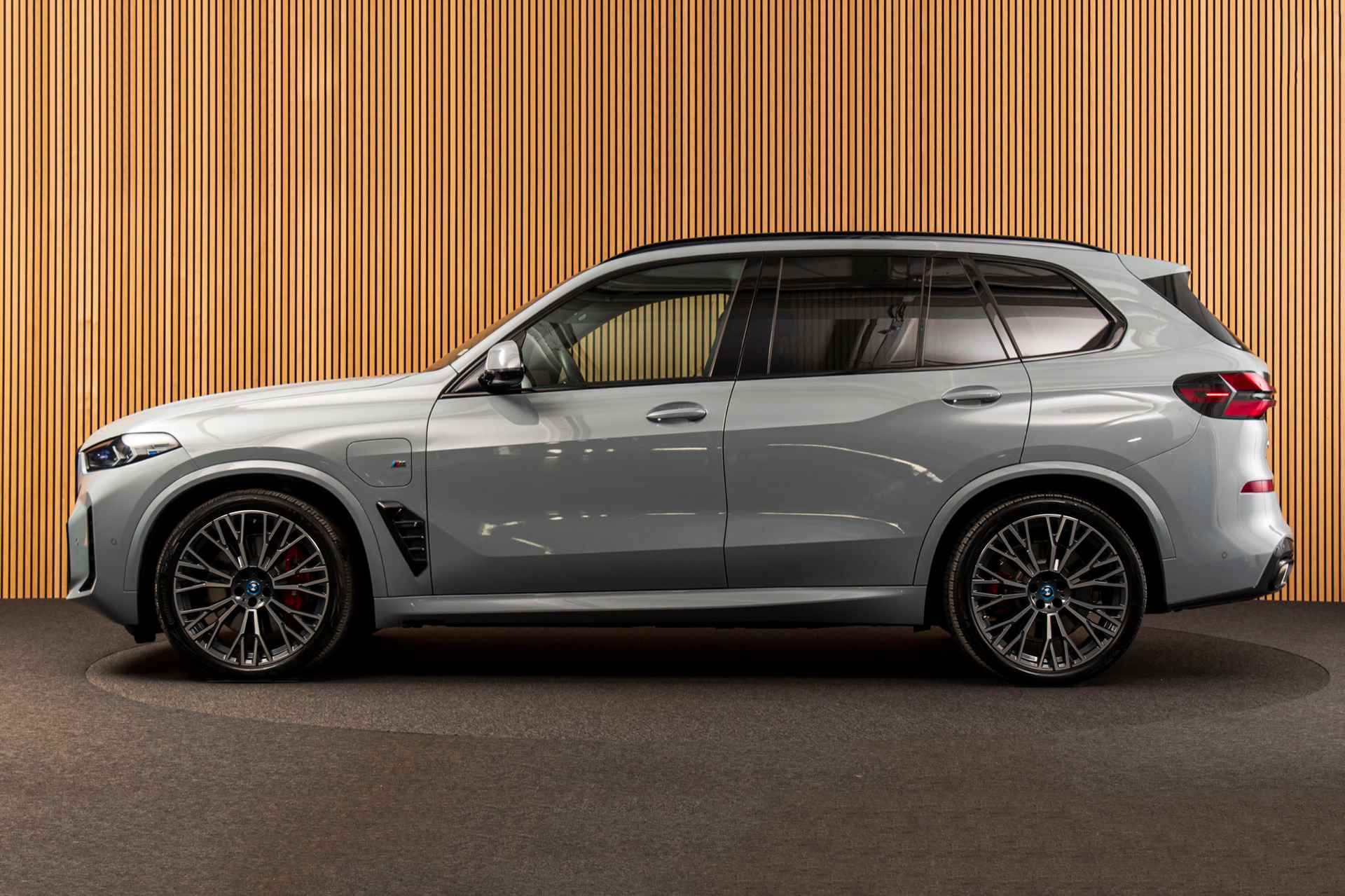 BMW X5 xDrive50e H/K-MSPORT-MASSAGE-22"-PANO - 2/26