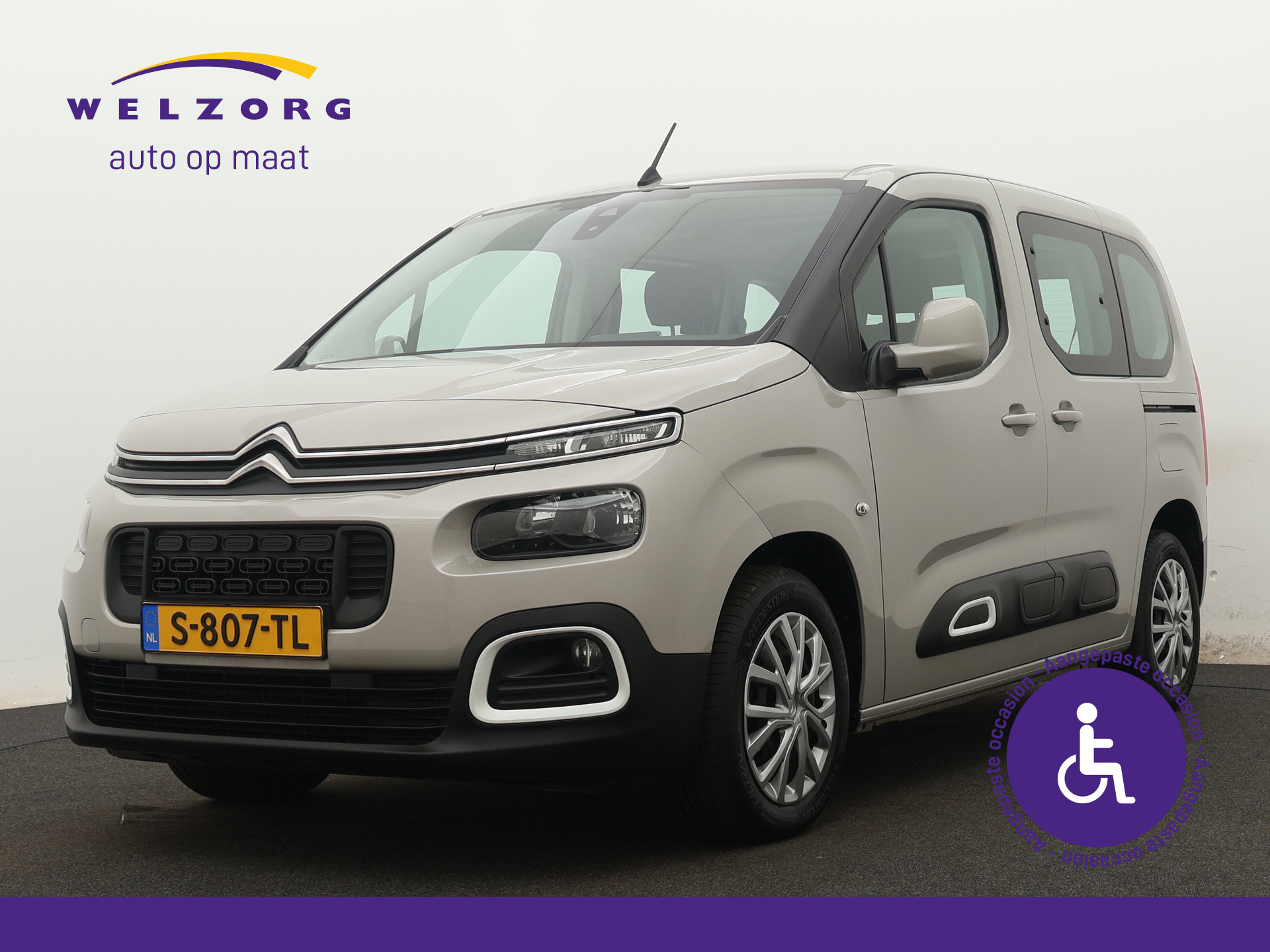 Citroën Berlingo 1.2 PureTech Live Ingepland voor nieuwe bodemverlaging t.b.v. rolstoelvervoer (Prijs incl. bodemverlaging)