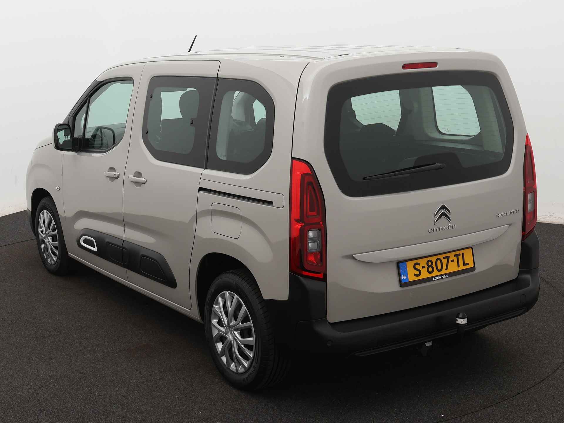 Citroën Berlingo 1.2 PureTech Live Ingepland voor nieuwe bodemverlaging t.b.v. rolstoelvervoer (Prijs incl. bodemverlaging) - 14/31