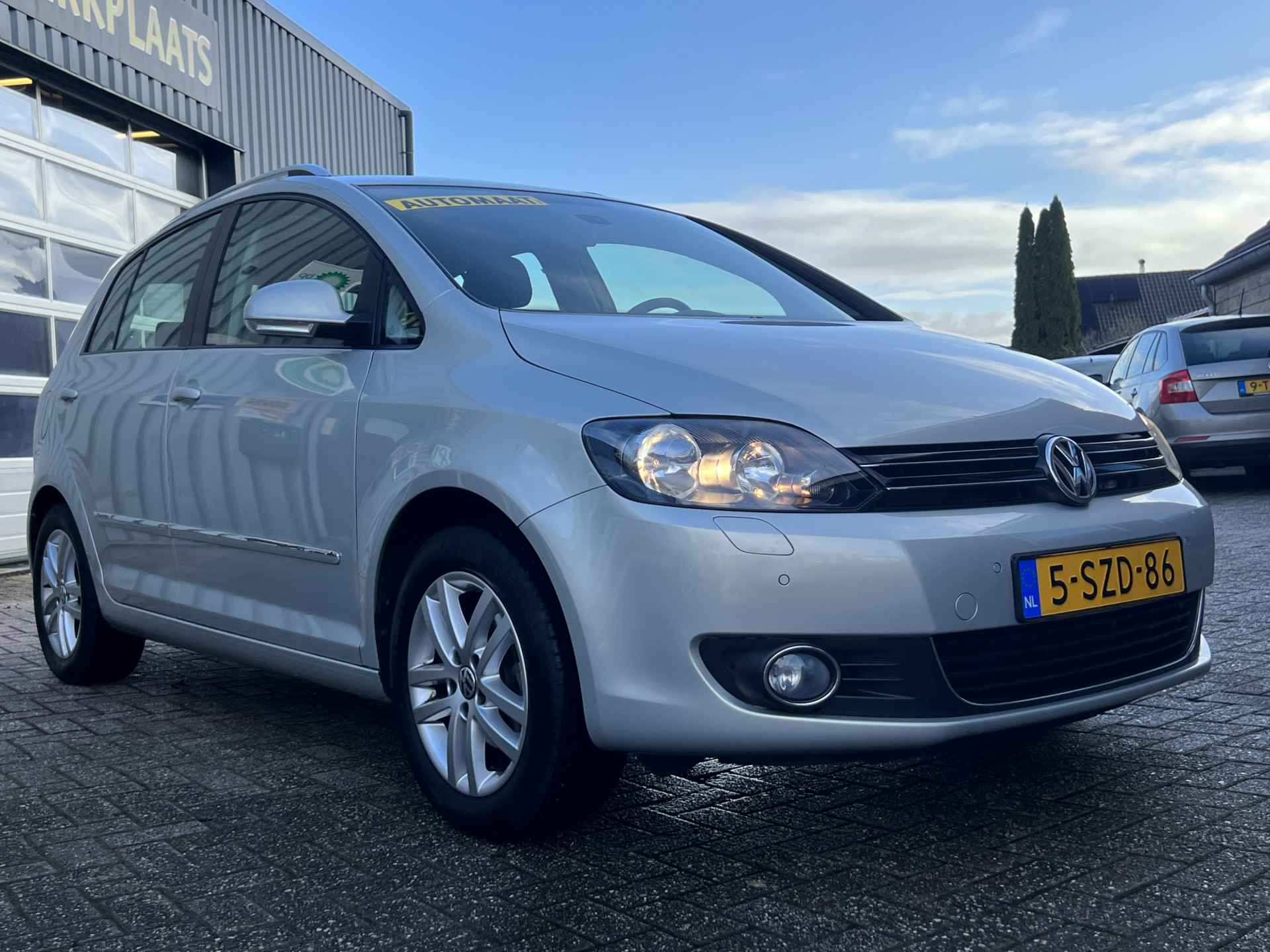 Volkswagen Golf Plus 1.2 TSI Highline | 37000km! | AUTOMAAT | TREKHAAK | - 10/28