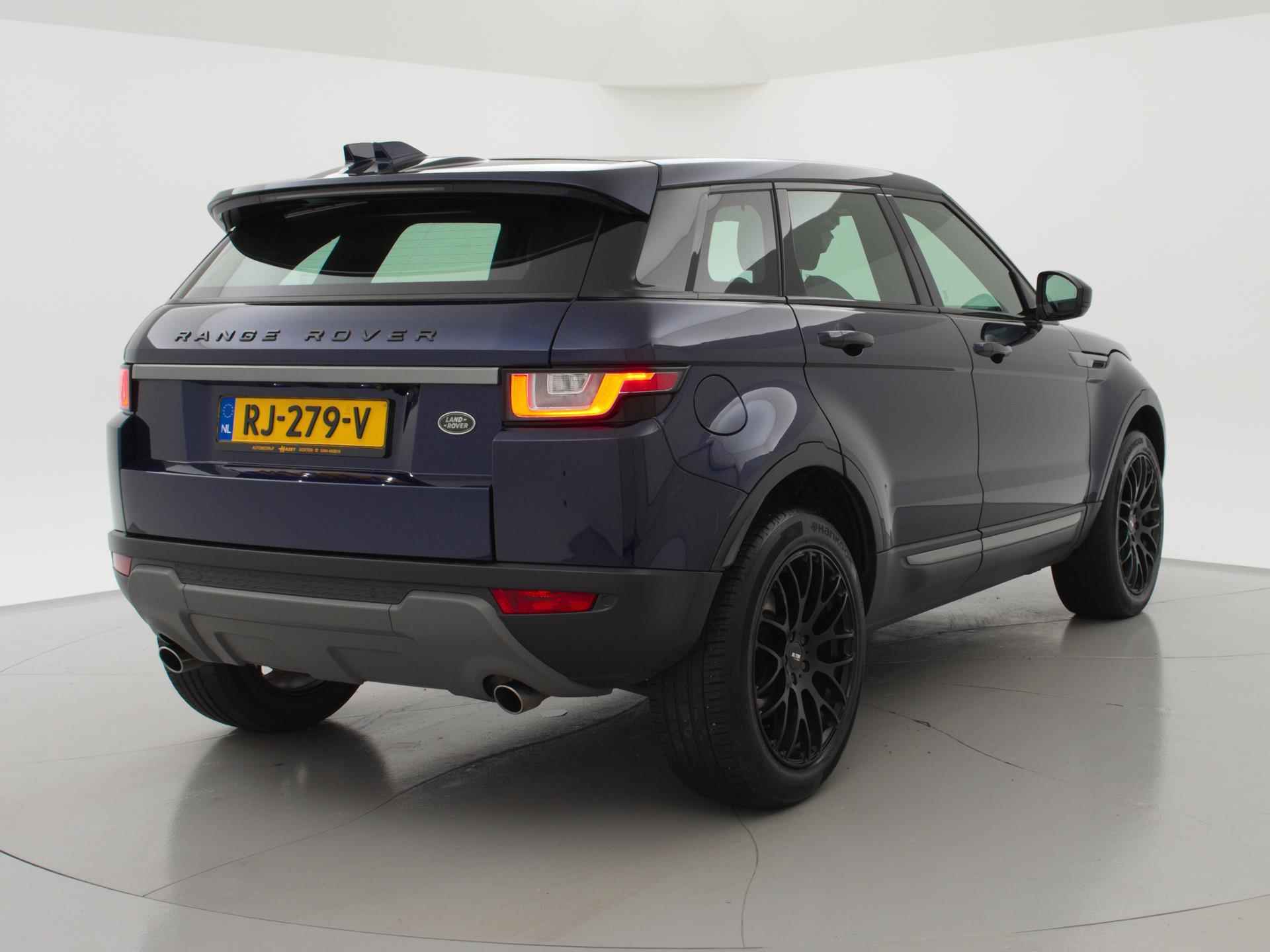 Land Rover Range Rover Evoque 2.0 eD4 URBAN SERIES PURE + PANORAMA / CAMERA / NAVIGATIE - 3/30