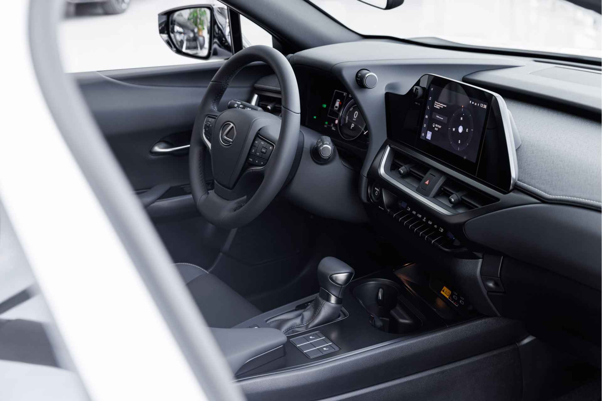 Lexus UX 250h F Sport Design | F-Sport | Stoelverwarming | Apple Carplay | - 21/45