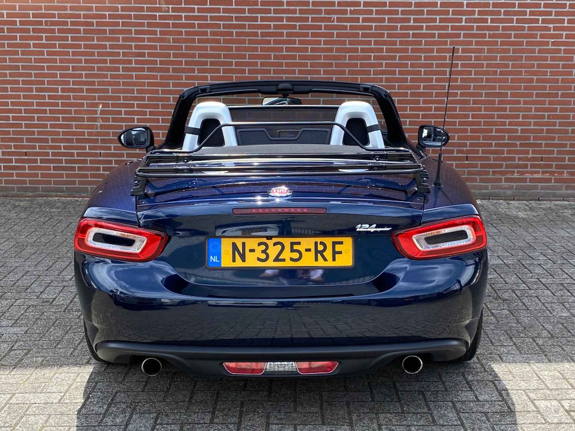 FIAT 124 Spider 1.4 M-AIR T LUSSO NAV CAMERA CRUISE LEER STOELVW DAB LMV - 18/23