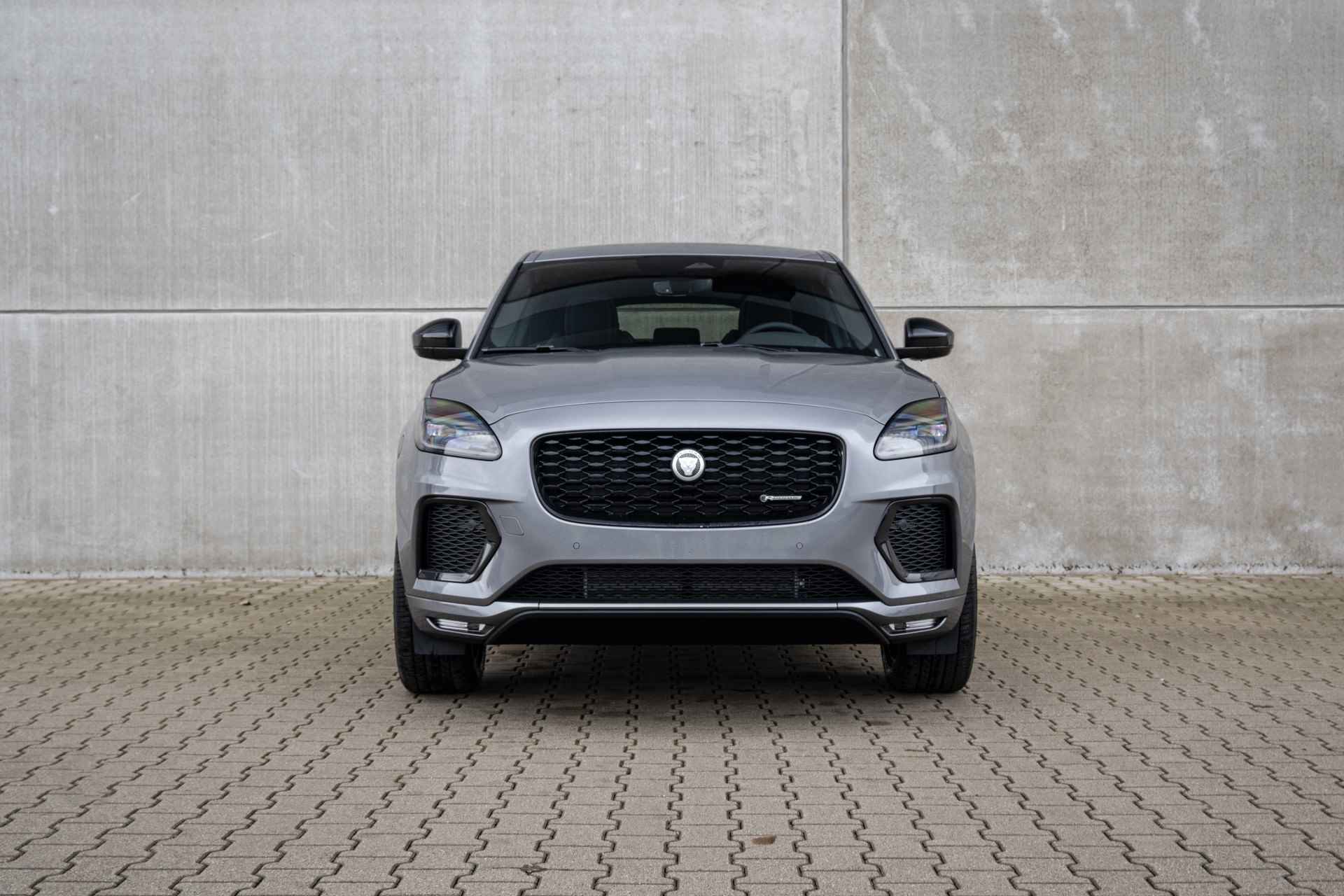 Jaguar E-Pace 1.5 P270e AWD R-Dynamic SE - 6/32