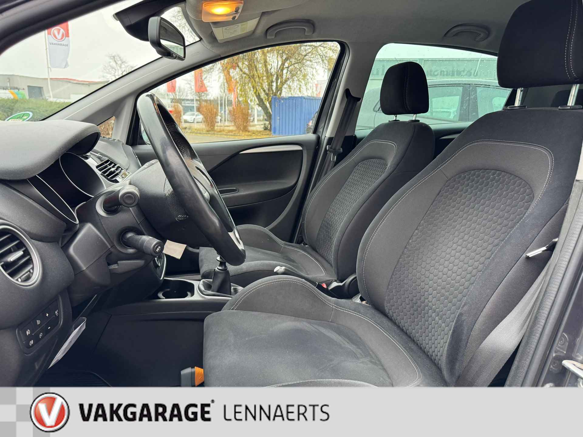 Fiat Punto Evo 0.9 TwinAir Lounge 100PK (RIJKLAARPRIJS) - 13/24