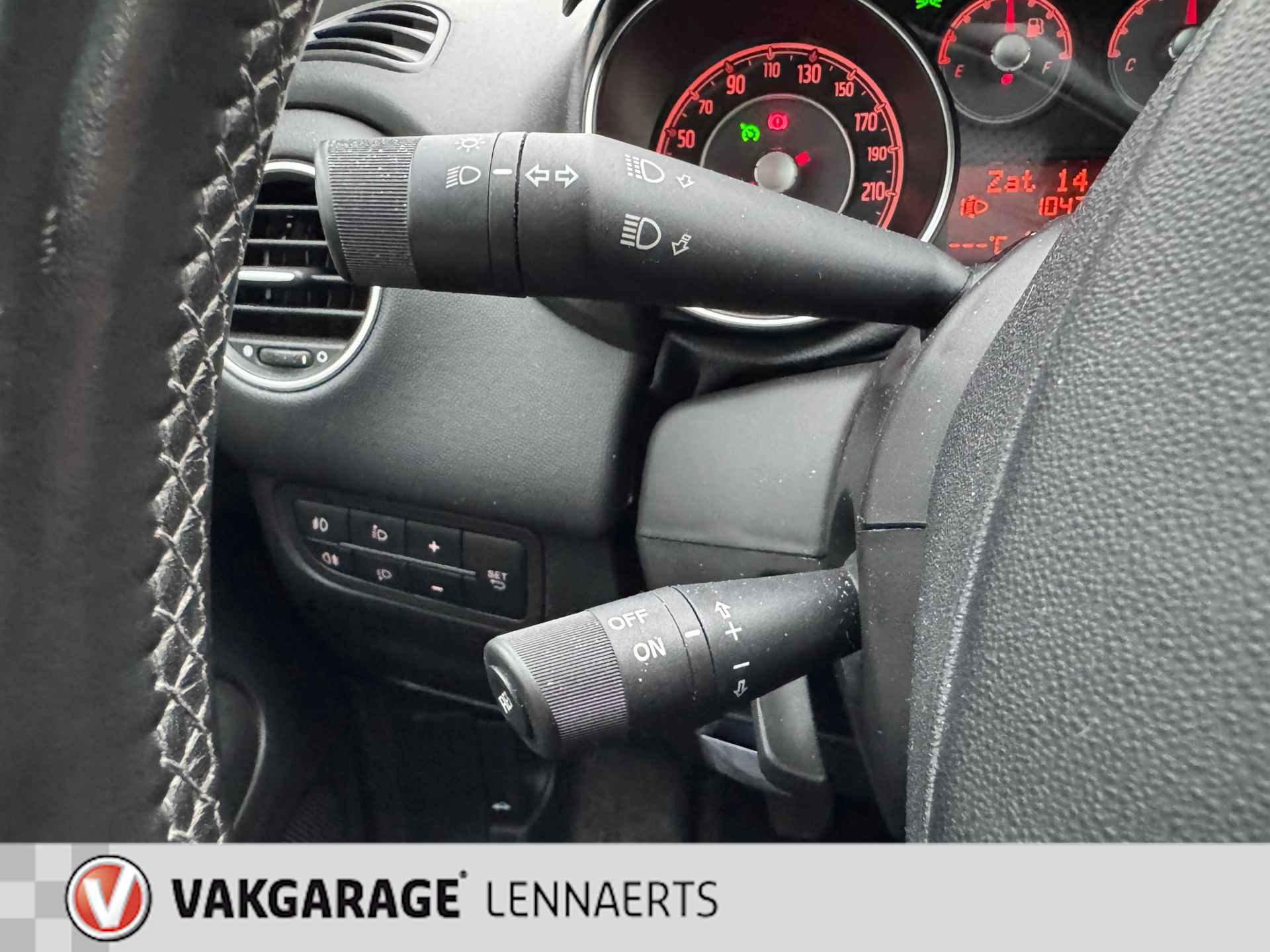 Fiat Punto Evo 0.9 TwinAir Lounge 100PK (RIJKLAARPRIJS) - 17/24