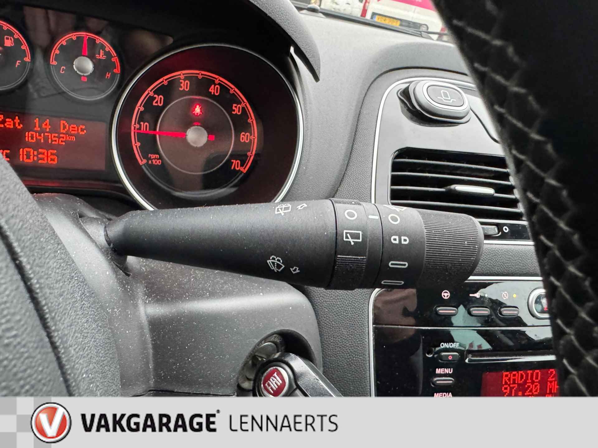 Fiat Punto Evo 0.9 TwinAir Lounge 100PK (RIJKLAARPRIJS) - 18/24