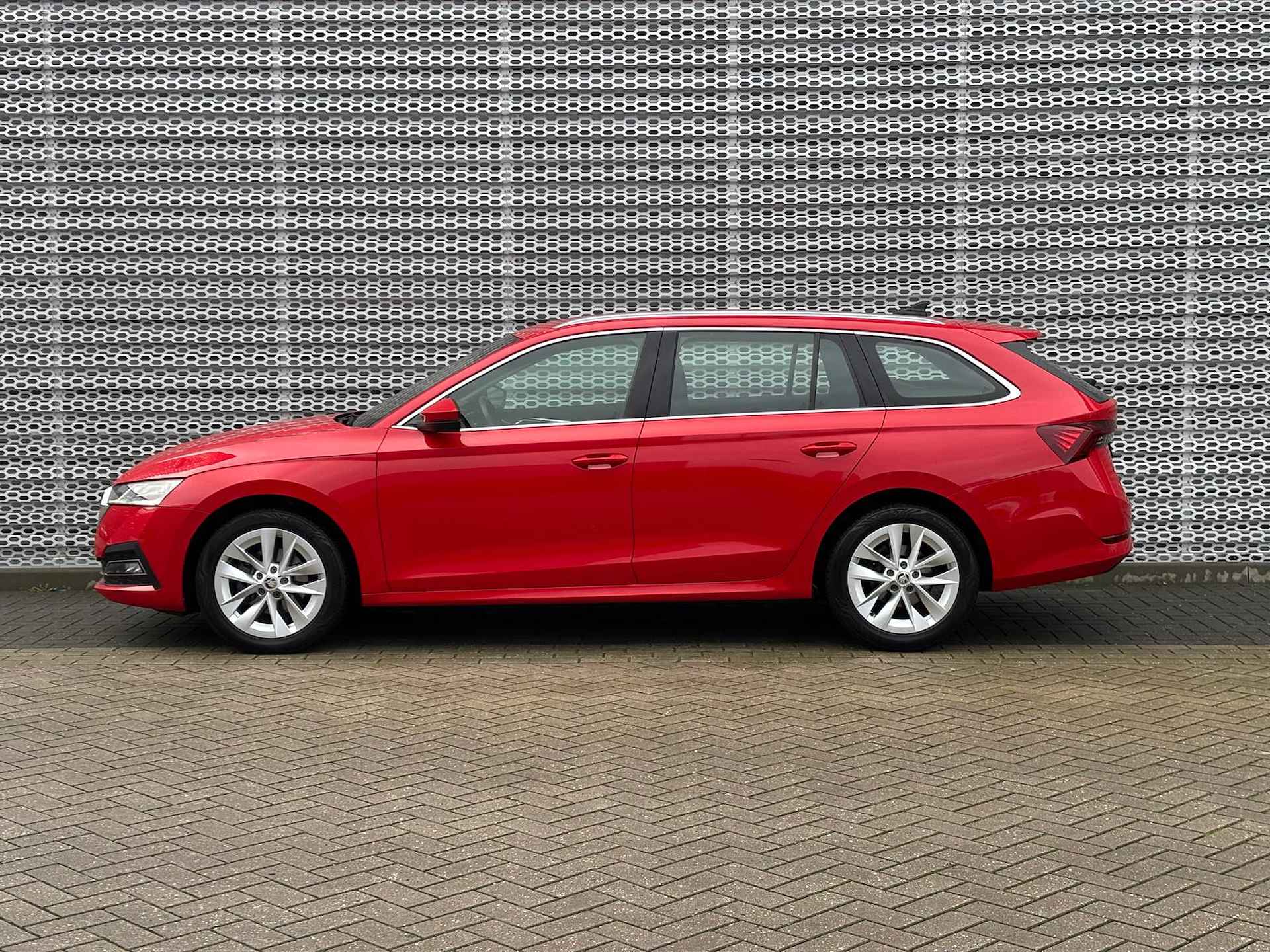 Škoda Octavia Combi 1.5 TSI First Edition / Digitale Cockpit / Stoelverwarming / Keyless Entry-Start / Elektrische Achterklep ** - 5/29