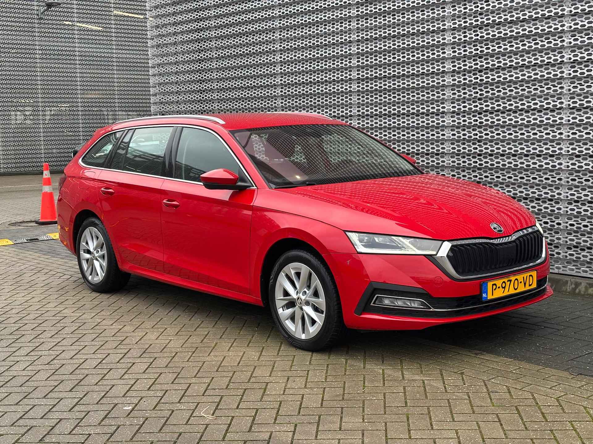 Škoda Octavia Combi 1.5 TSI First Edition / Digitale Cockpit / Stoelverwarming / Keyless Entry-Start / Elektrische Achterklep ** - 10/29