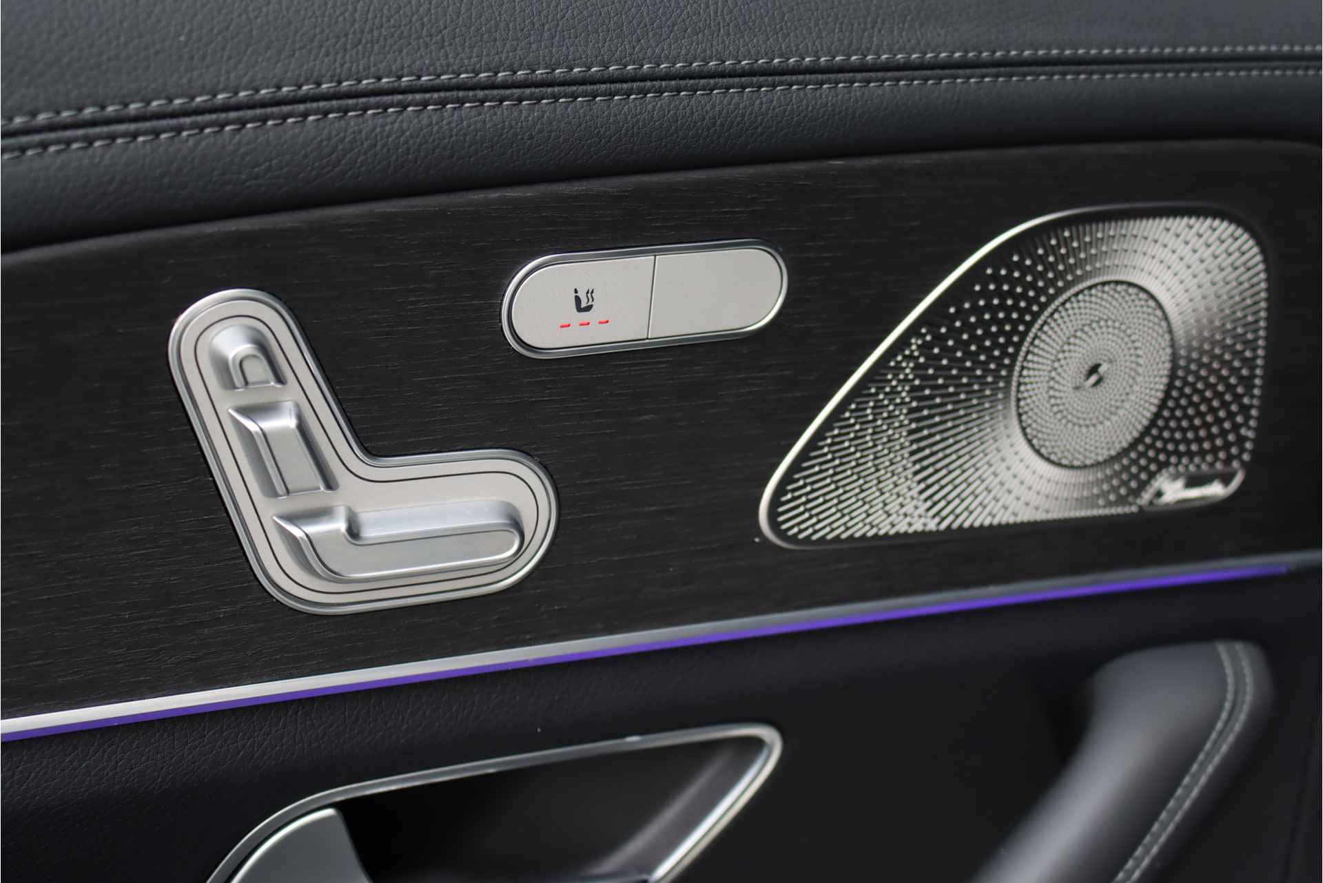 Mercedes-Benz GLE 350 de 4-MATIC Premium+ AMG Line Aut9, Luchtvering, Panoramadak, Distronic+, Surround Camera, Burmester, Memory, Stoelventilatie, Armsteunverwarming, bekerhouder Gekoeld/Verwarmd, Etc, - 15/56