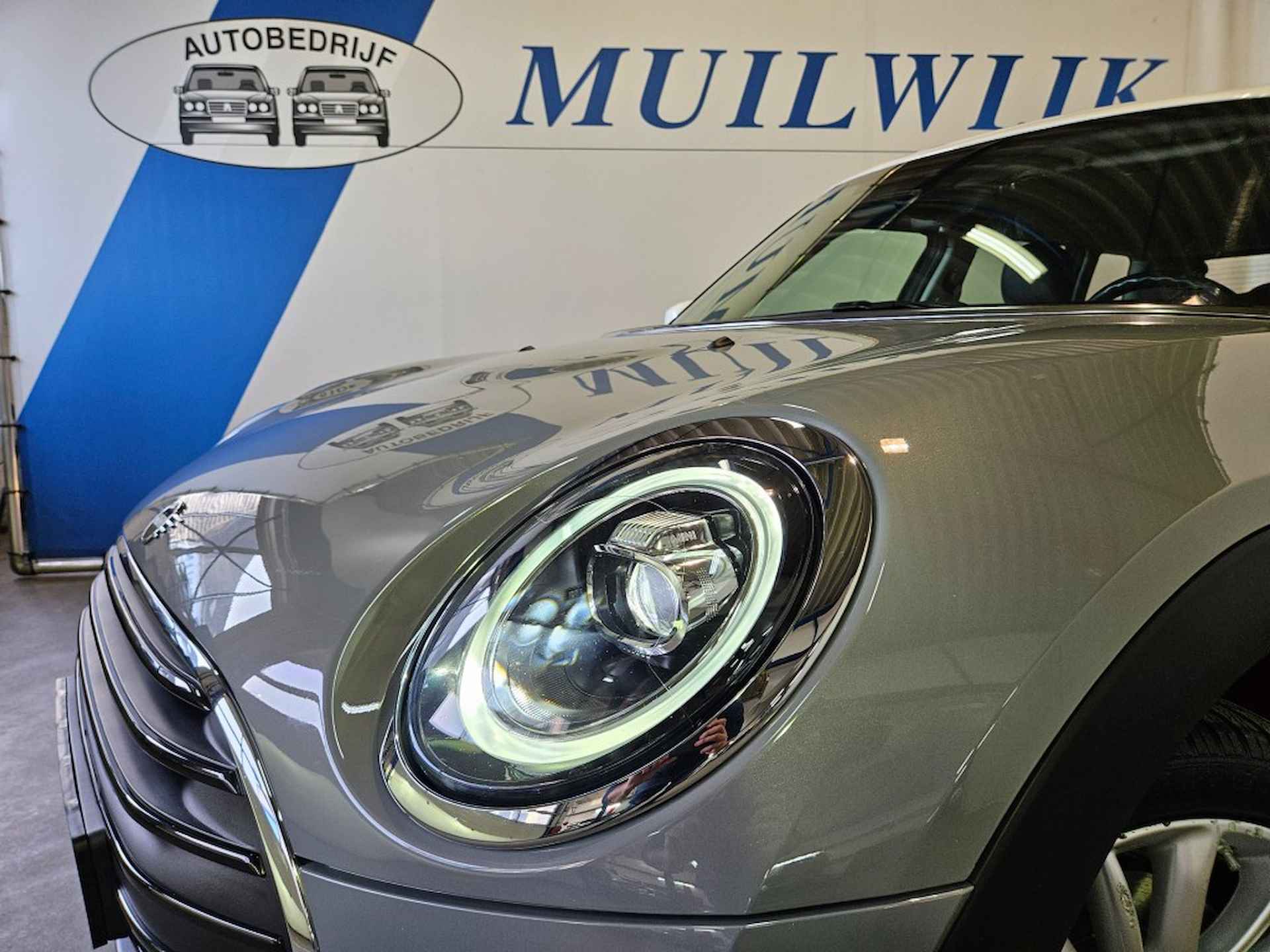 MINI Clubman 1.5 Cooper Business Edition / Full LED / Leder / NL Auto - 16/45