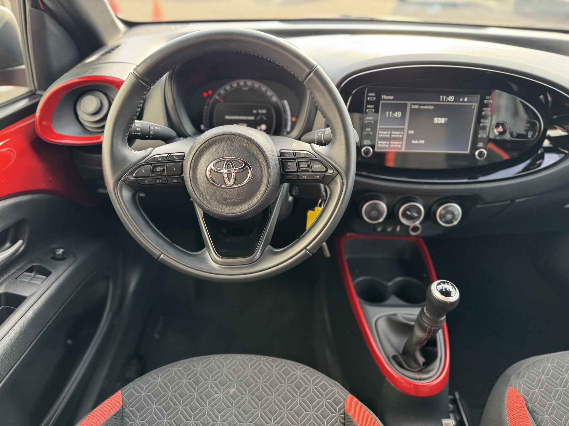 Toyota Aygo X 1.0 VVT-i MT Pulse - 13/28