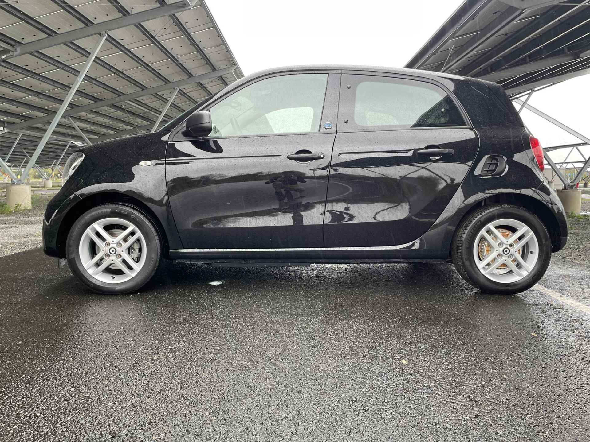 Smart Forfour EQ Comfort 18 kWh | Stoelverwarming | Cruise/climate control | Airco | Radio | - 9/31