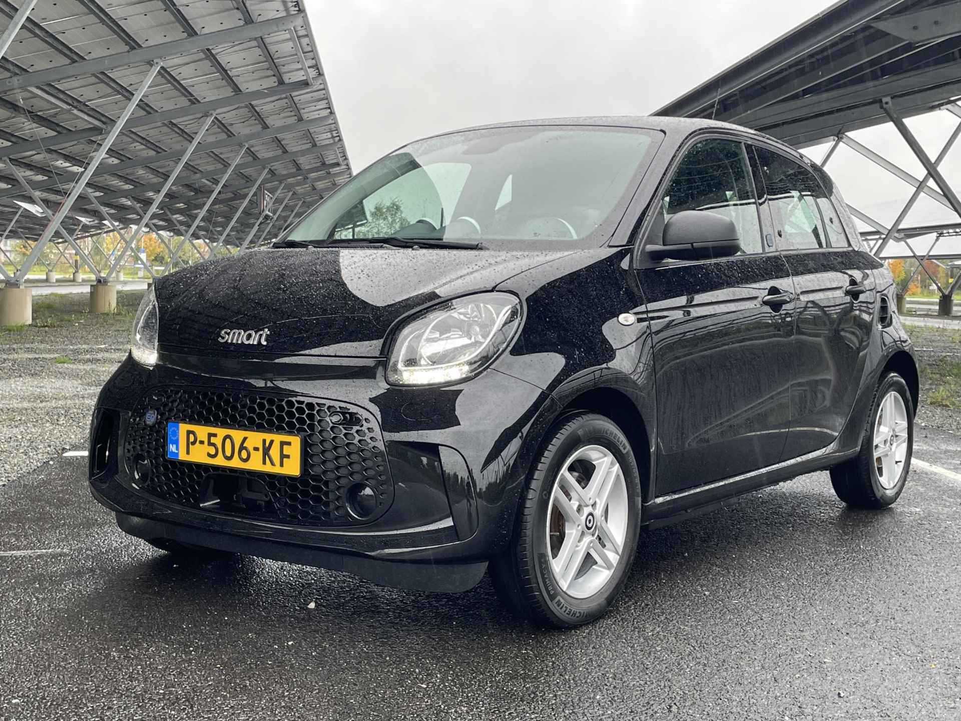 Smart Forfour EQ Comfort 18 kWh | Stoelverwarming | Cruise/climate control | Airco | Radio | - 10/31