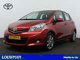 Toyota Yaris 1.3 VVT-i Dynamic | Navigatie | Lichtmetalen velgen |