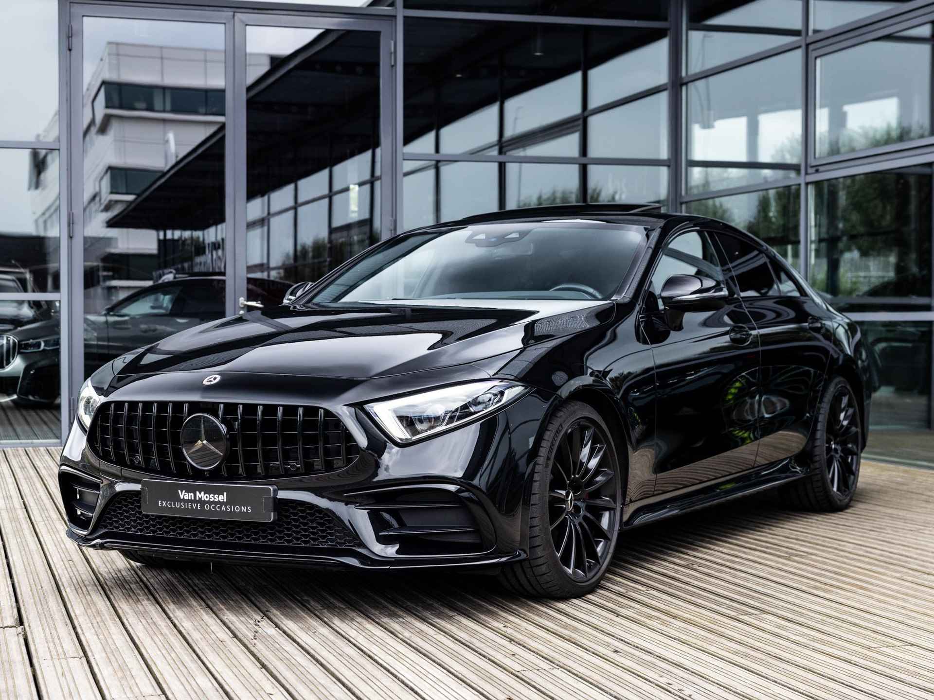 Mercedes-Benz CLS-klasse AMG 53 4MATIC+ Premium Plus | NIGHT PAKKET | BURMESTER | SCHUIF-KANTELDAK | 20 INCH | CARBON INTERIEURLIJSTEN | RIJ-ASSISTENTIE PAKKET | LUCHTVERING | VOLLEDIG MERCEDES ONDERHOUDEN | PANAMERICANA GRILL | STOELVENTILATIE | - 2/51