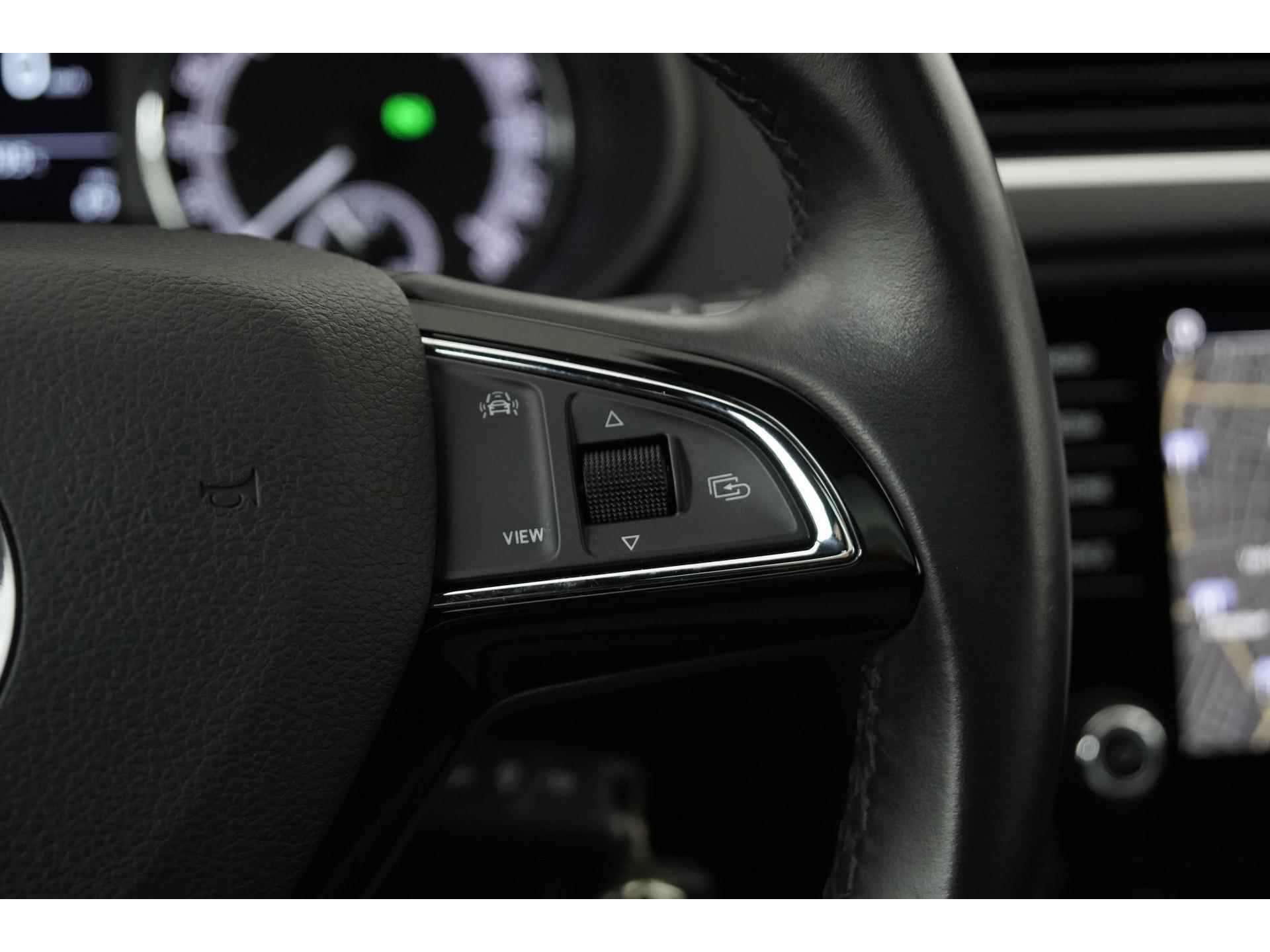 Škoda Octavia Combi 1.5 TSI Soleil DSG | Panoramadak | Zondag Open! - 10/44
