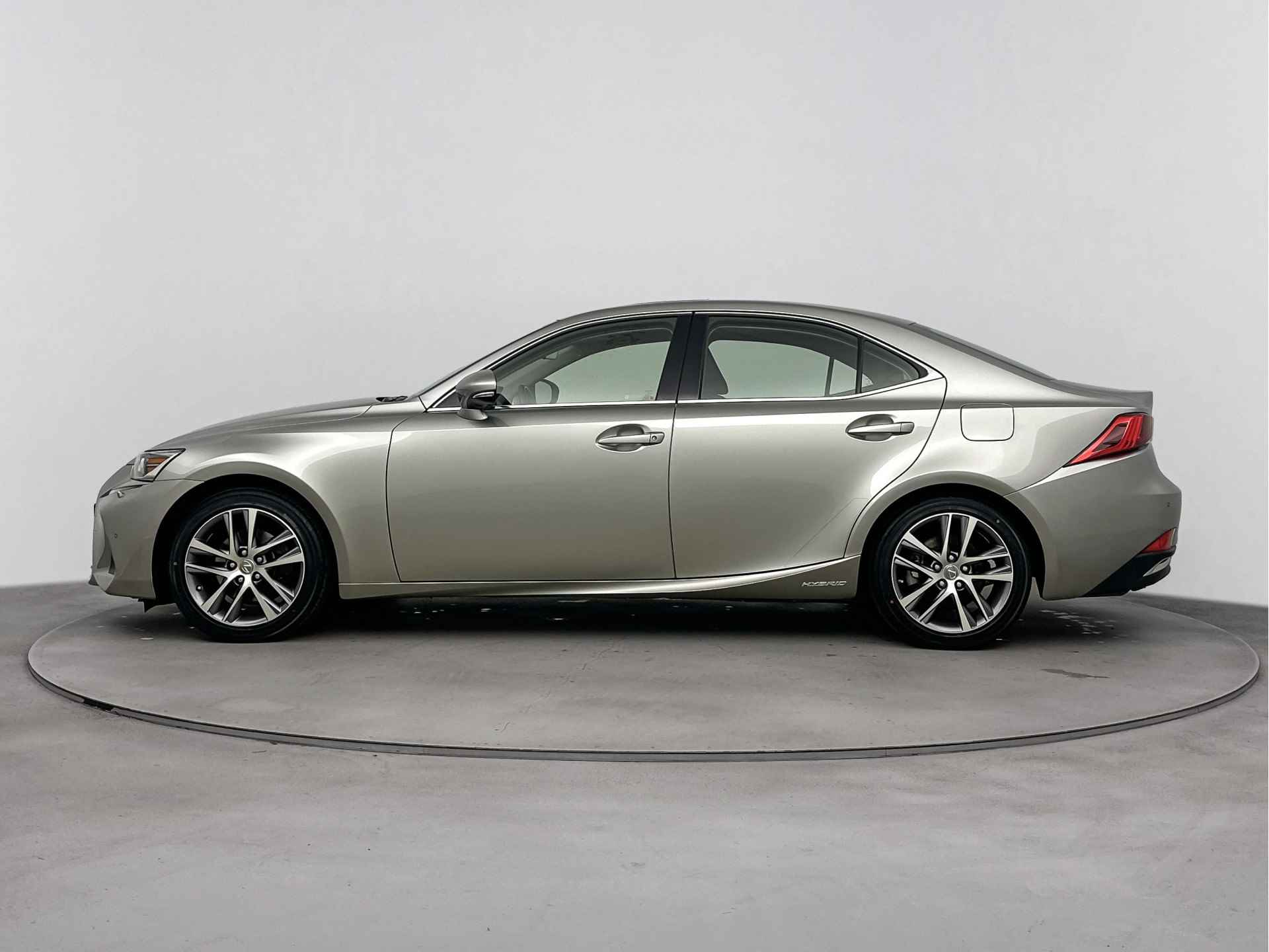 Lexus IS 300h Hybrid Business Line | Navigatie | Schuif/kanteldak | LM velgen | Cruise Control | - 4/40