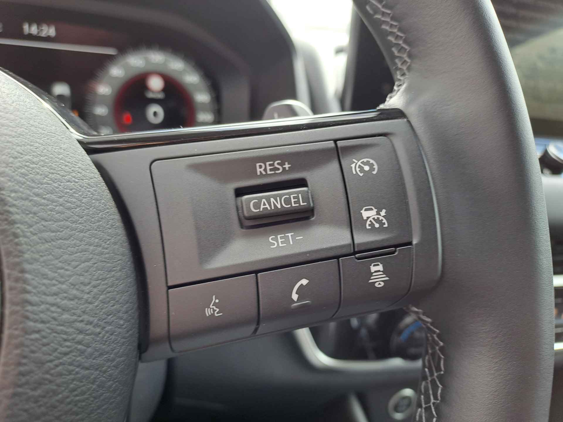 Nissan QASHQAI 1.3 MHEV Xtronic N-Connecta Navi | 360 Cam | Automaat | Apple Carplay/Android Auto | 18 Inch - 20/36
