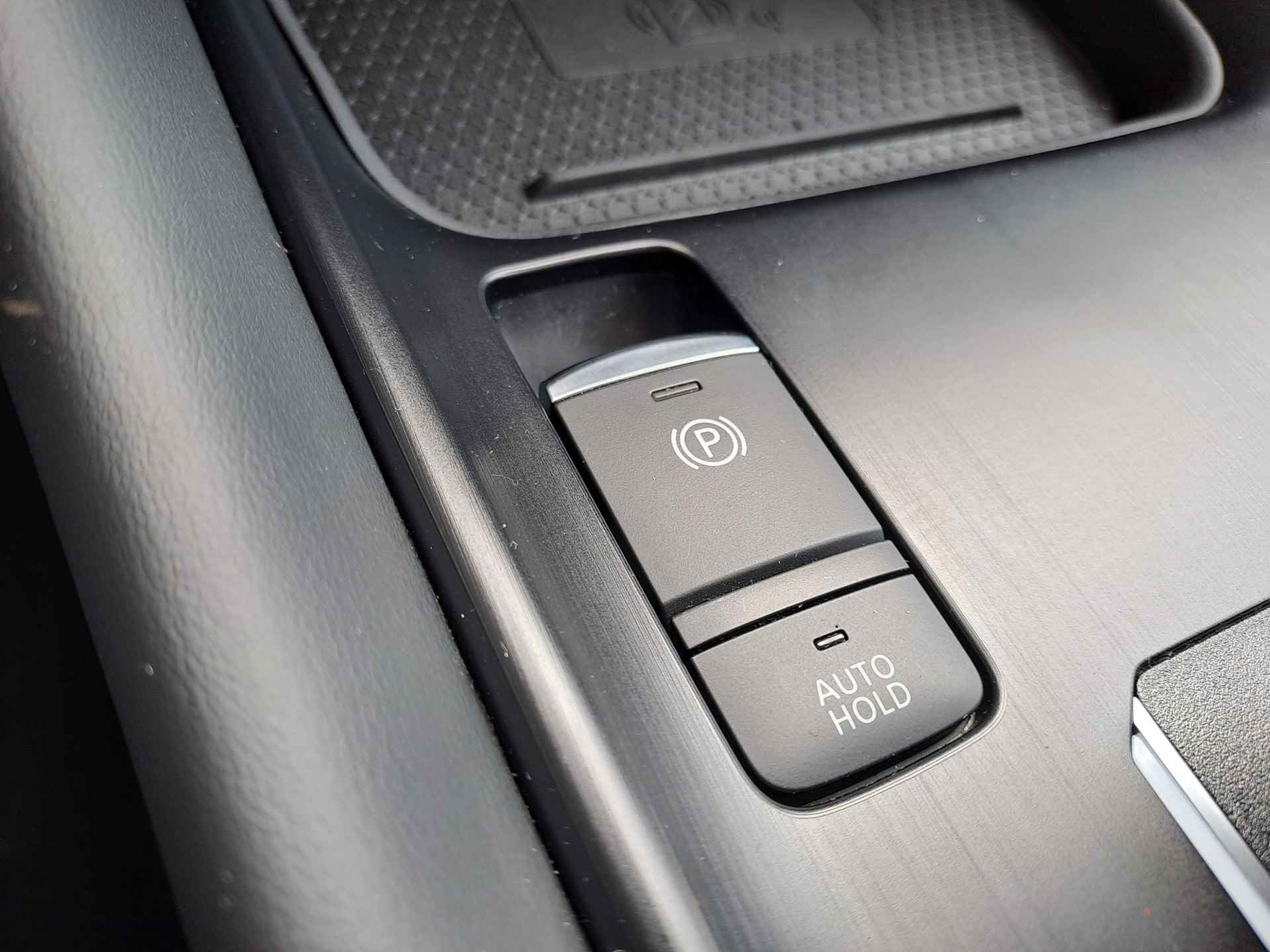 Nissan QASHQAI 1.3 MHEV Xtronic N-Connecta Navi | 360 Cam | Automaat | Apple Carplay/Android Auto | 18 Inch - 25/36