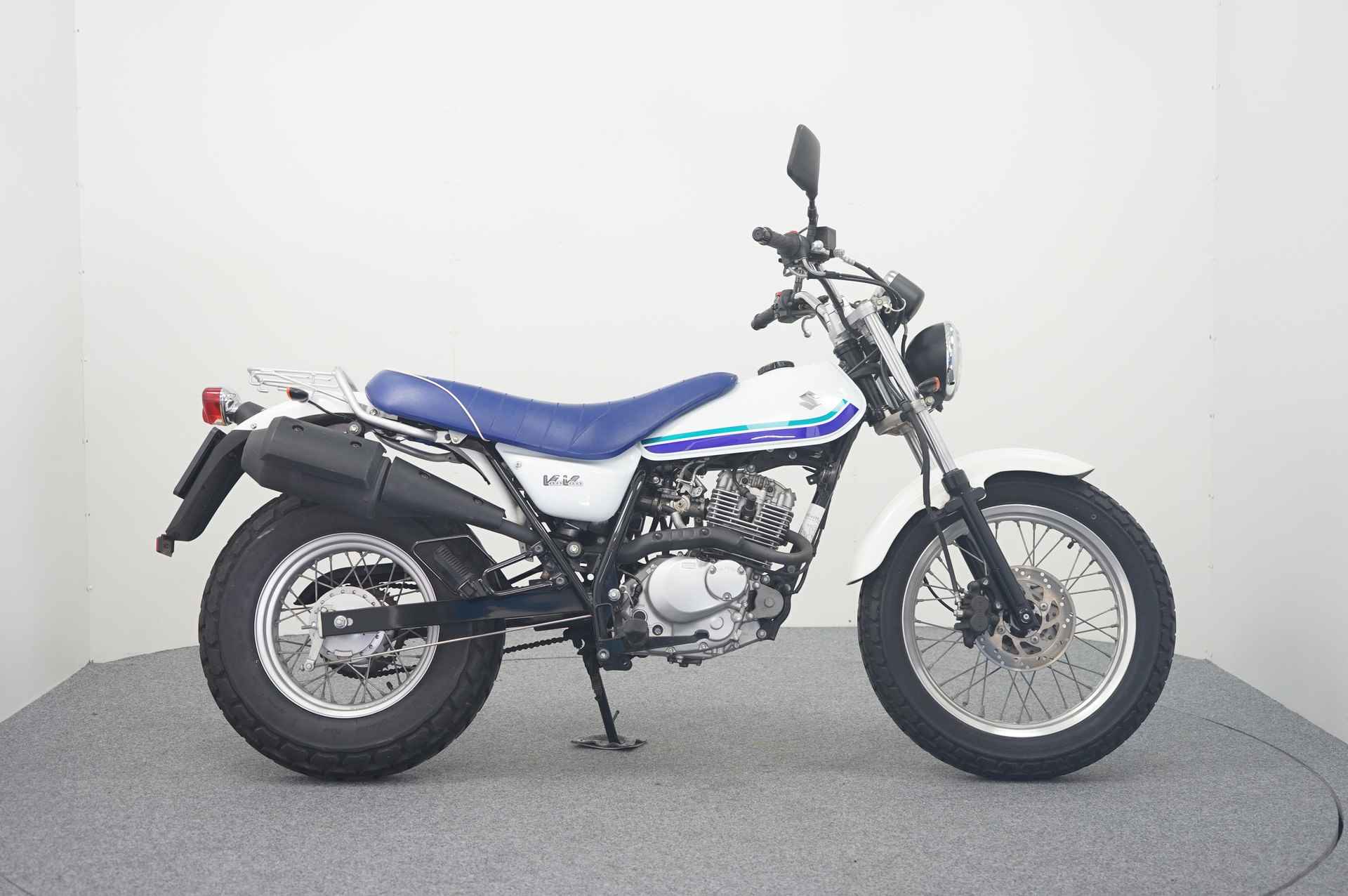 Suzuki RV 125 - 1/12